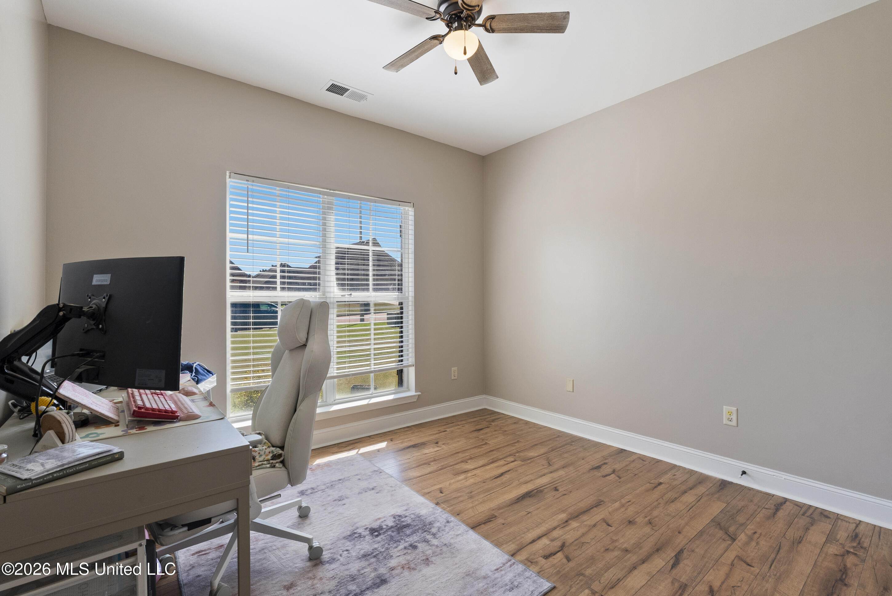 903 Falcon Street Property Photo 24