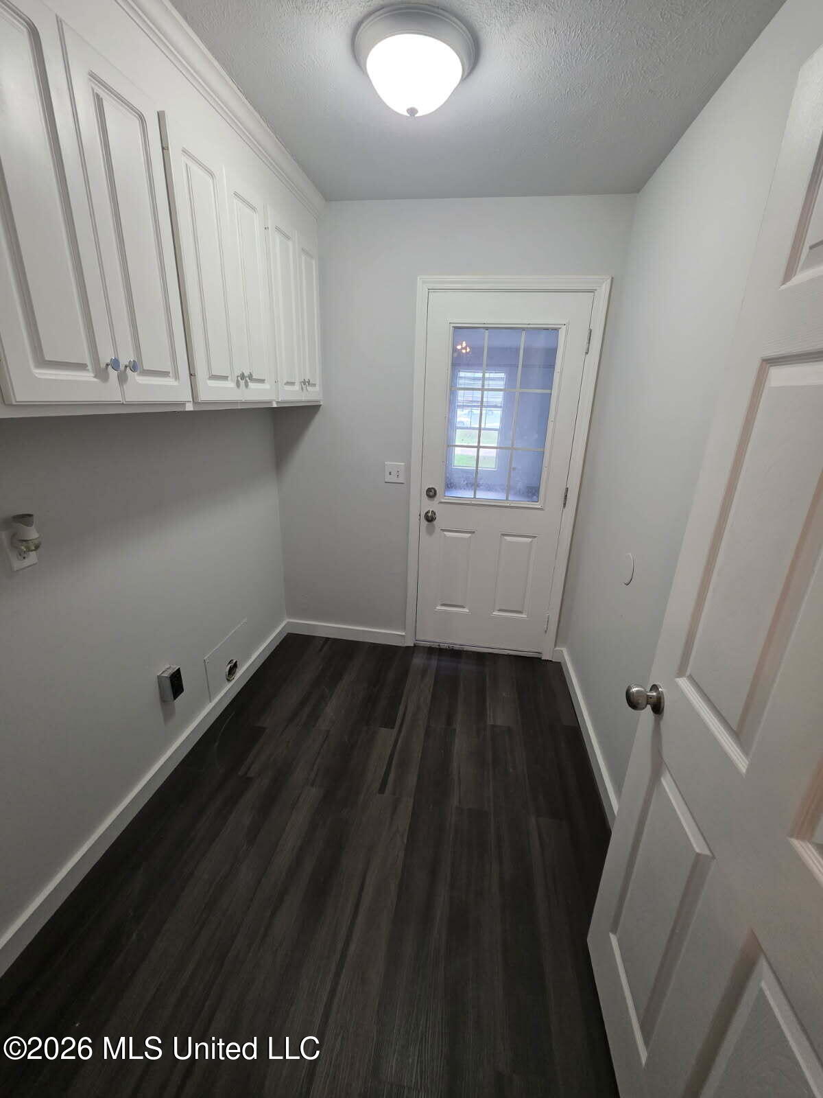 326 Willow Bay Drive Property Photo 16
