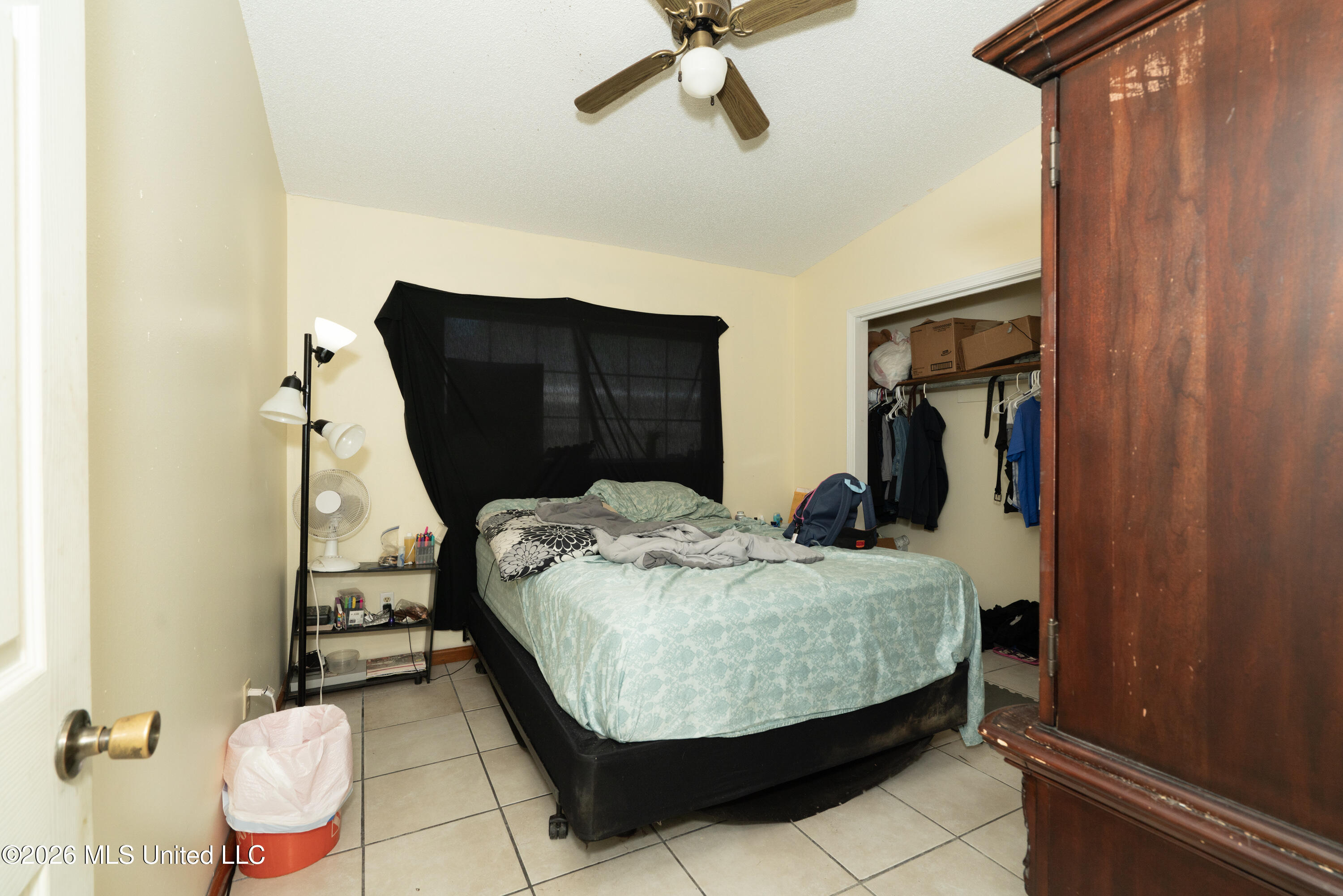211 Mccaughan Avenue Property Photo 11