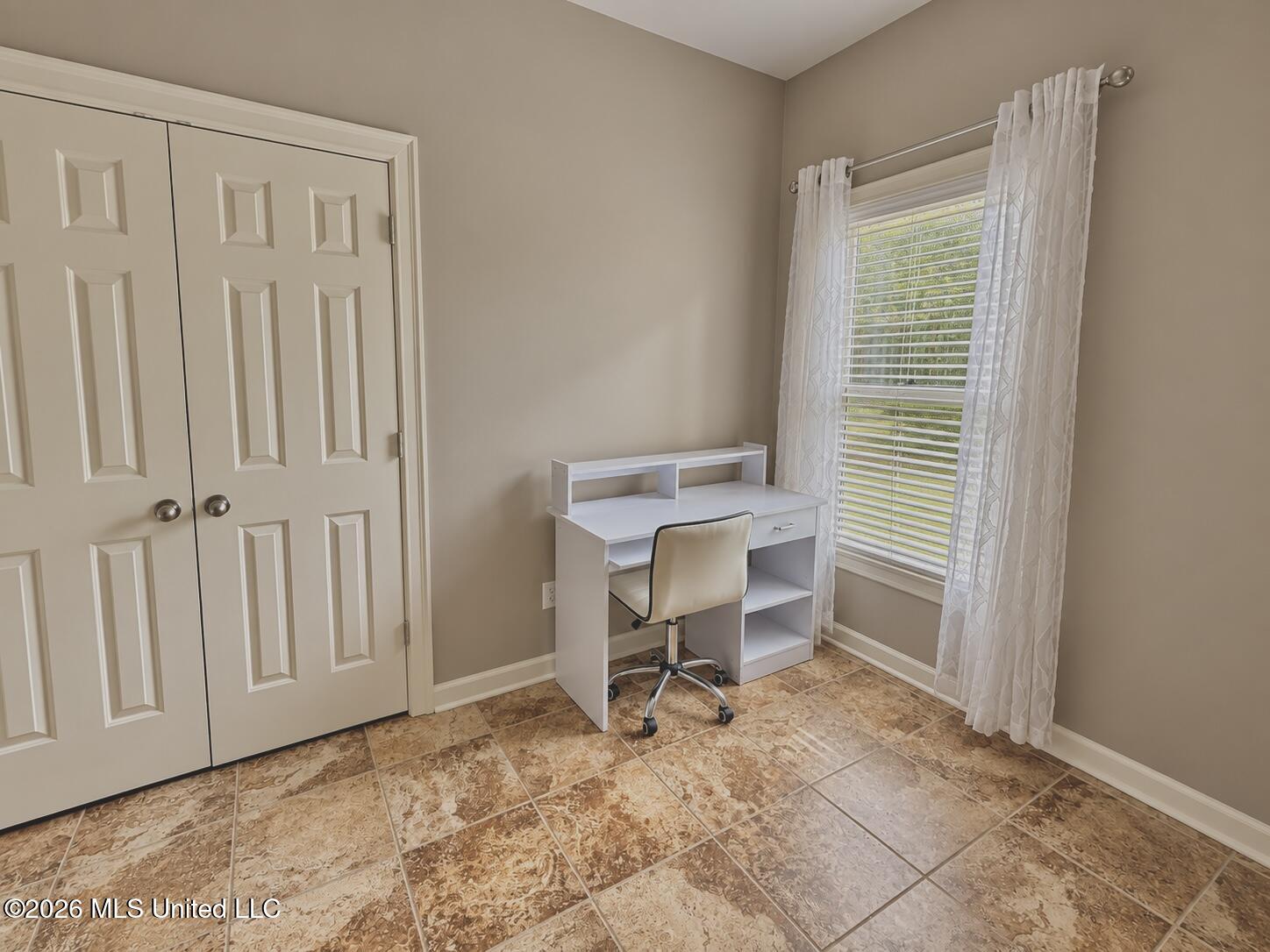 108 Honeysuckle Lane Property Photo 30