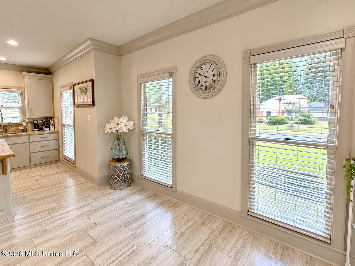 108 Honeysuckle Lane Property Photo 37