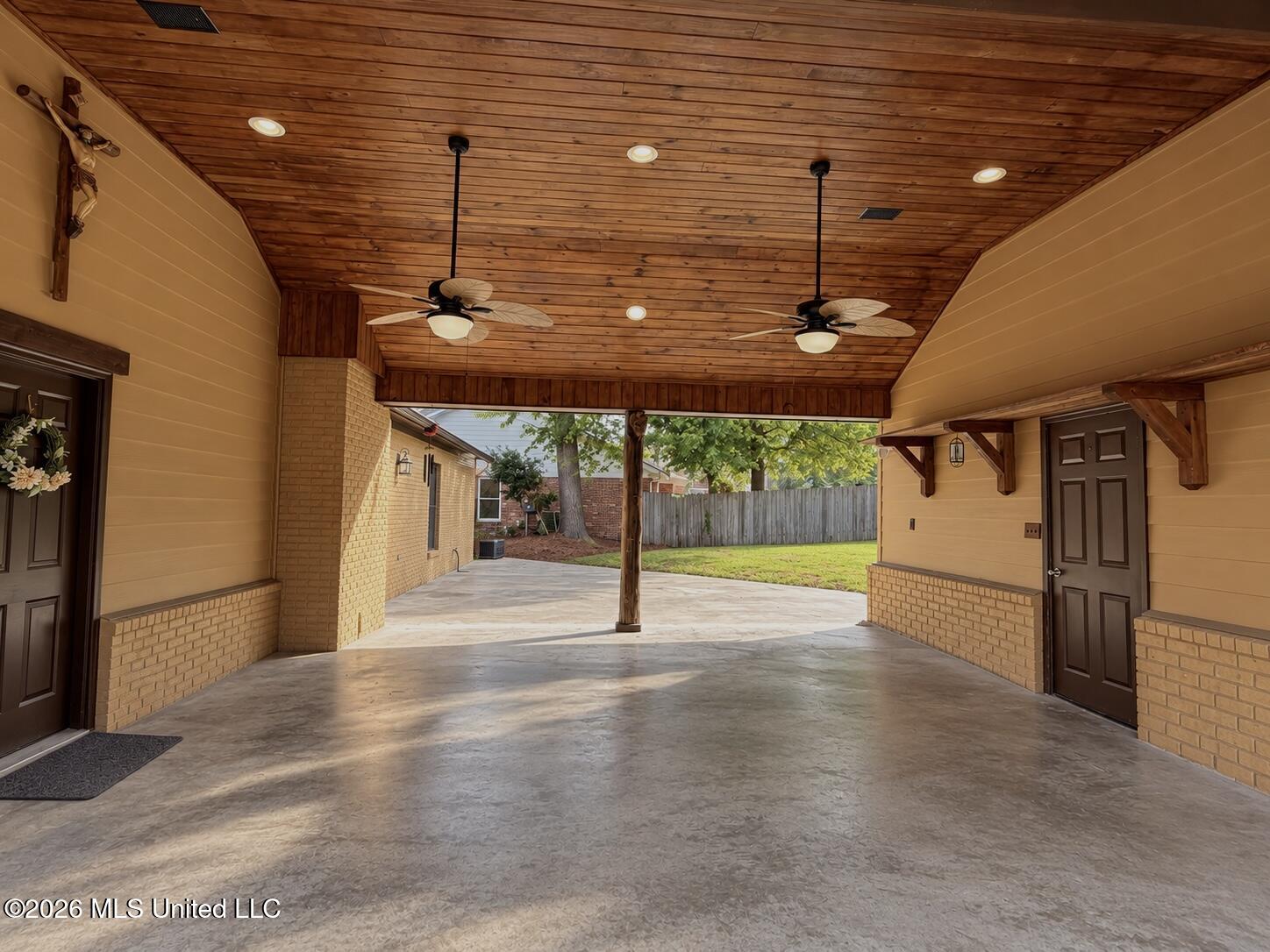 108 Honeysuckle Lane Property Photo 48