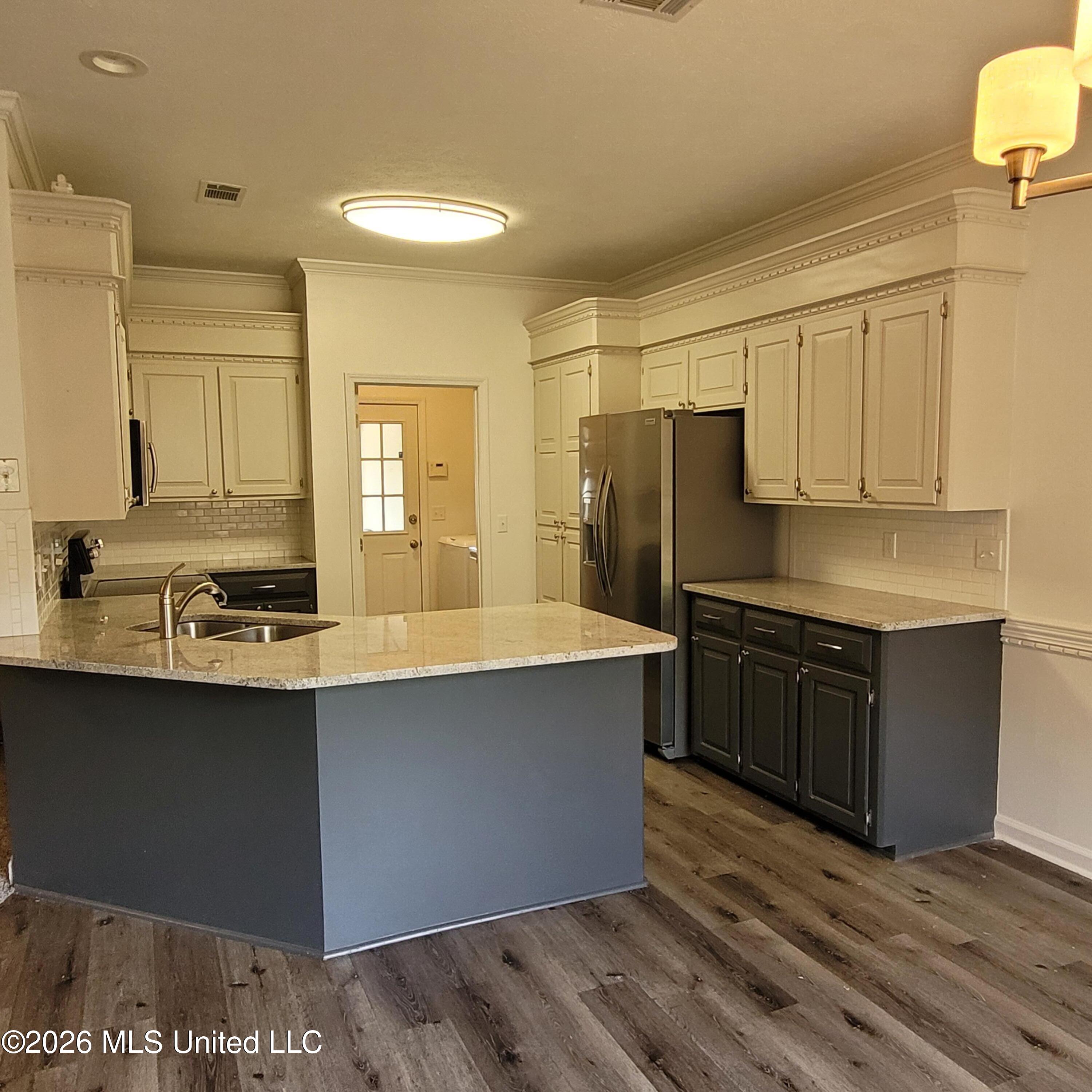 357 Garden Drive Property Photo 13