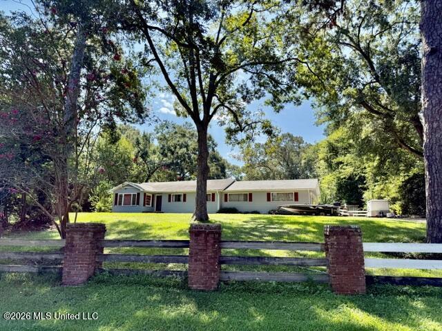 103 S Hurricane Road Property Photo 4