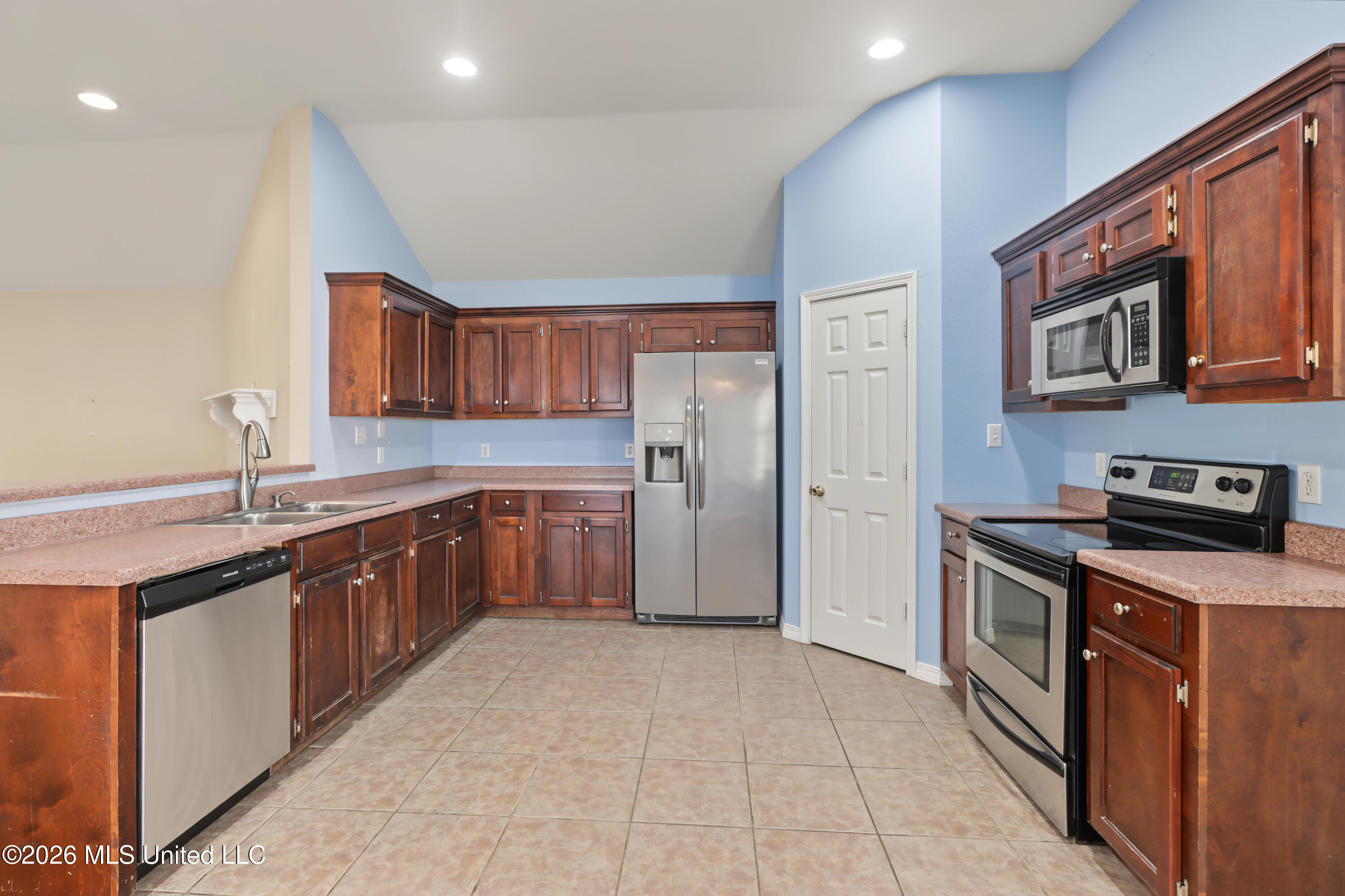 107 Ivy Cove Property Photo 10