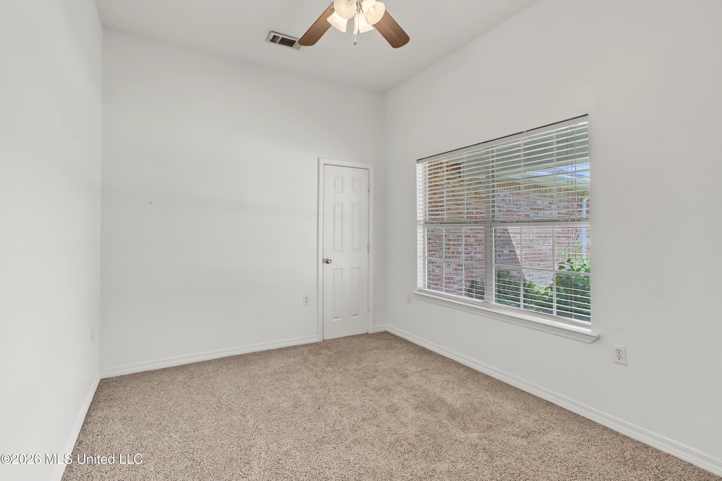 107 Ivy Cove Property Photo 14