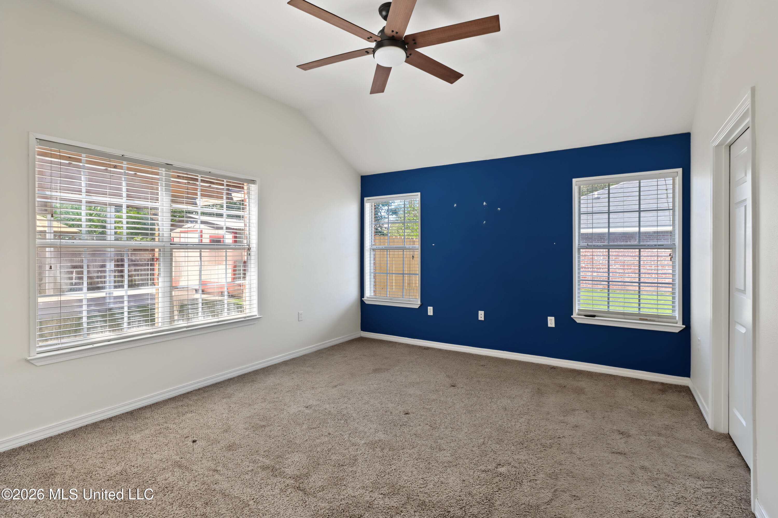107 Ivy Cove Property Photo 24