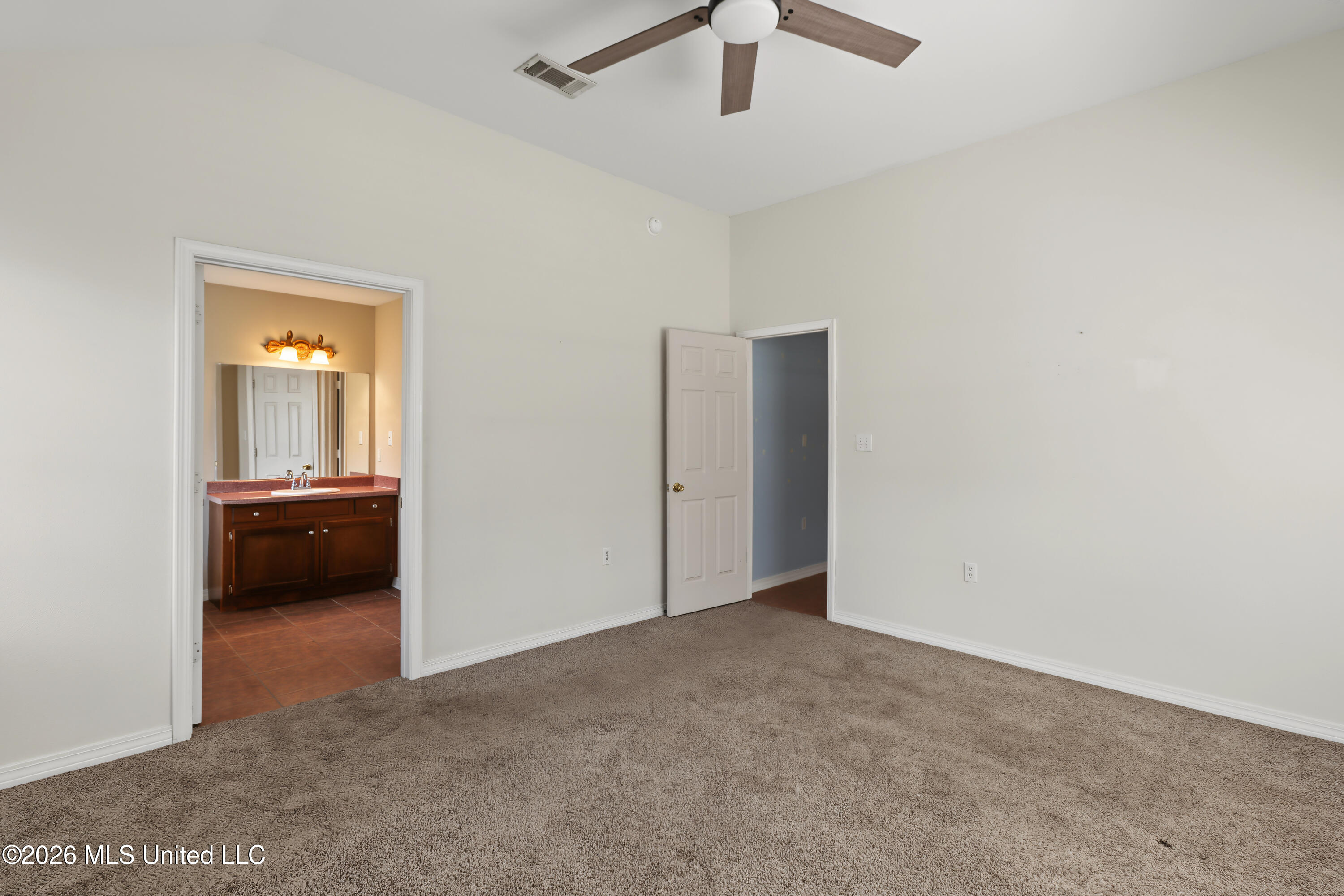 107 Ivy Cove Property Photo 26