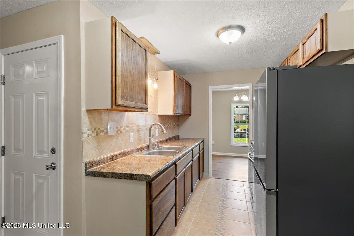 6567 George Washington Drive Property Photo 9