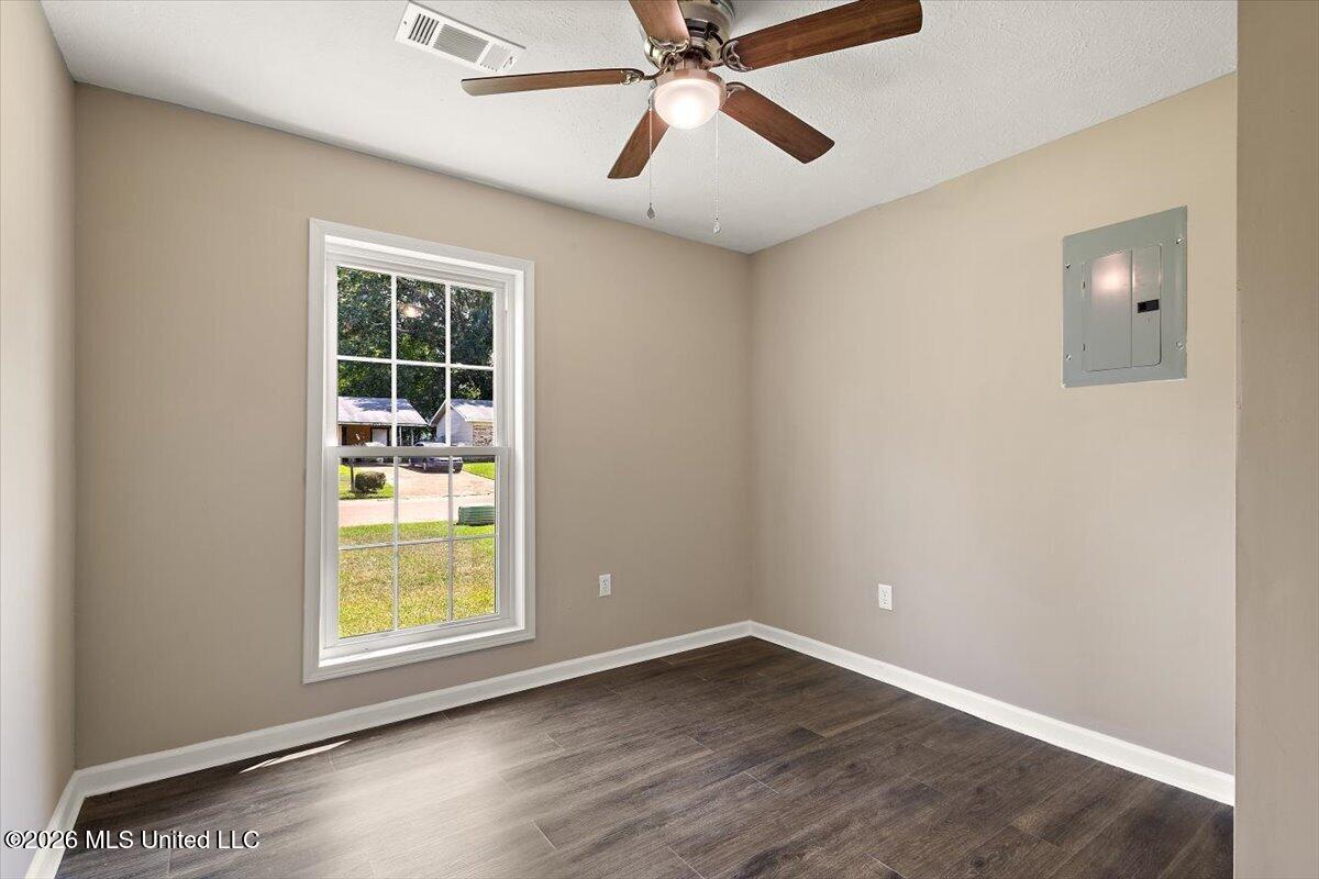 6567 George Washington Drive Property Photo 14