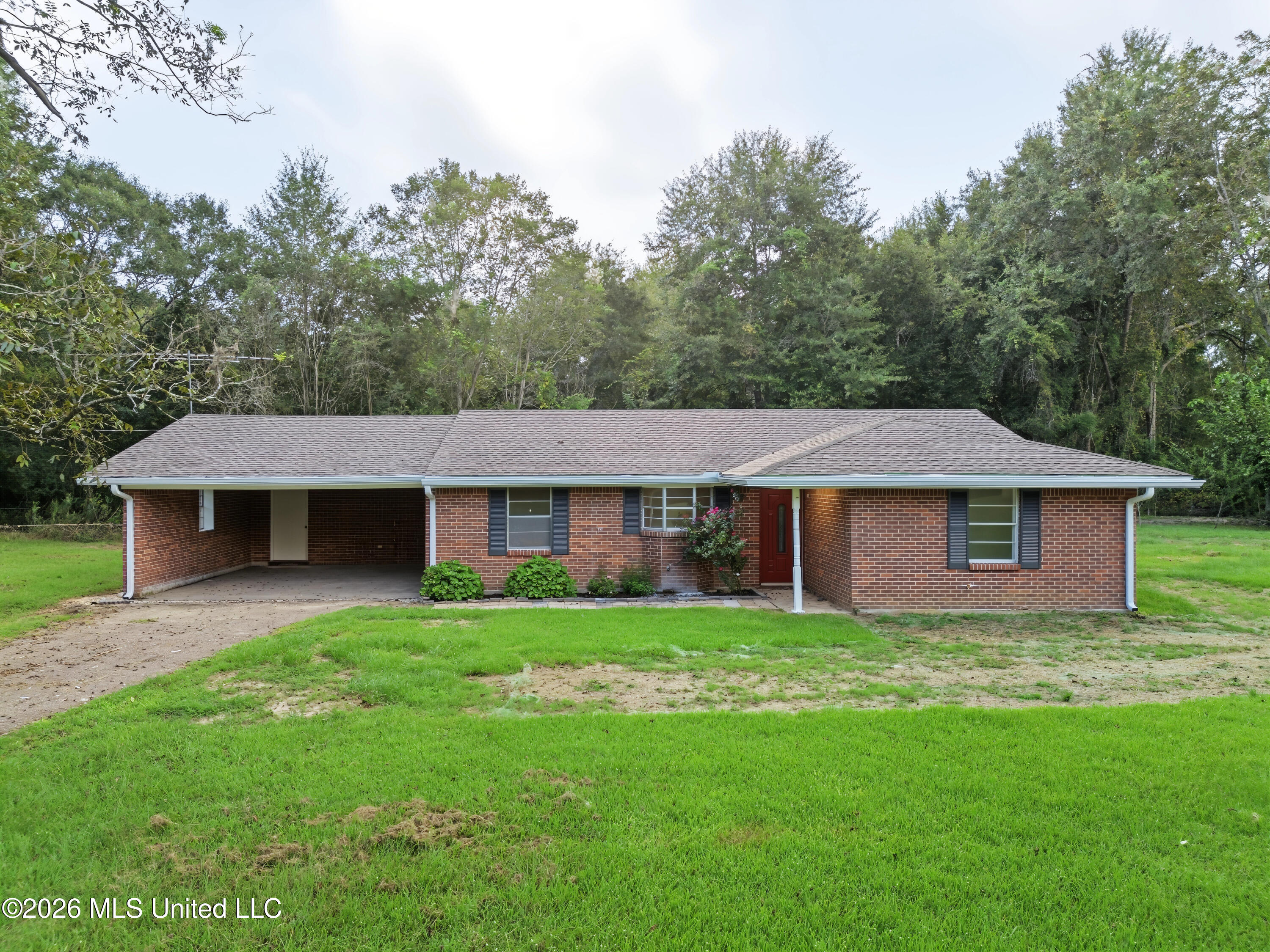 265 Old Highway 11 Property Photo 1