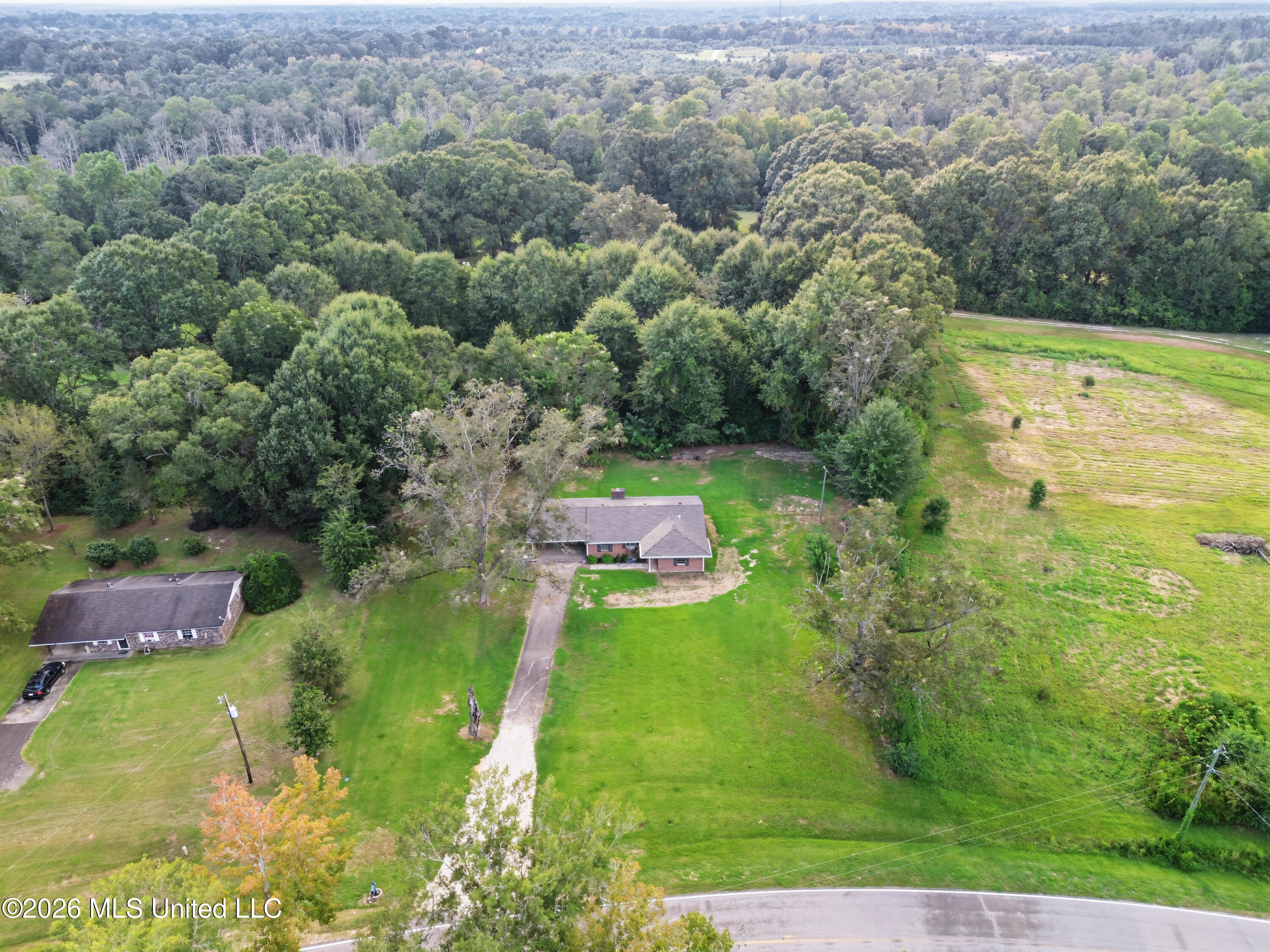265 Old Highway 11 Property Photo 2