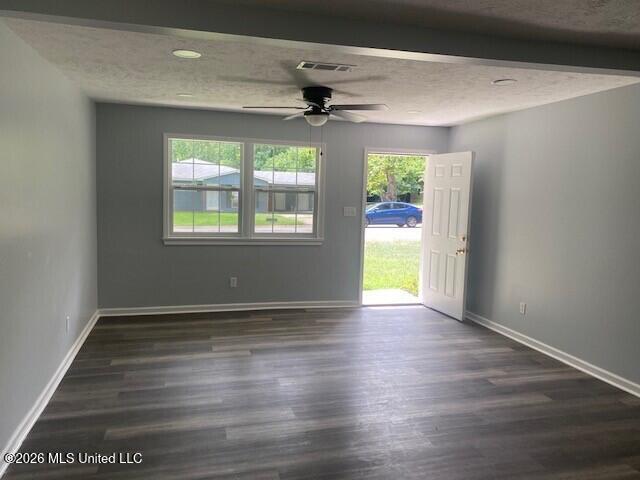 1018 Maria Drive Property Photo 3