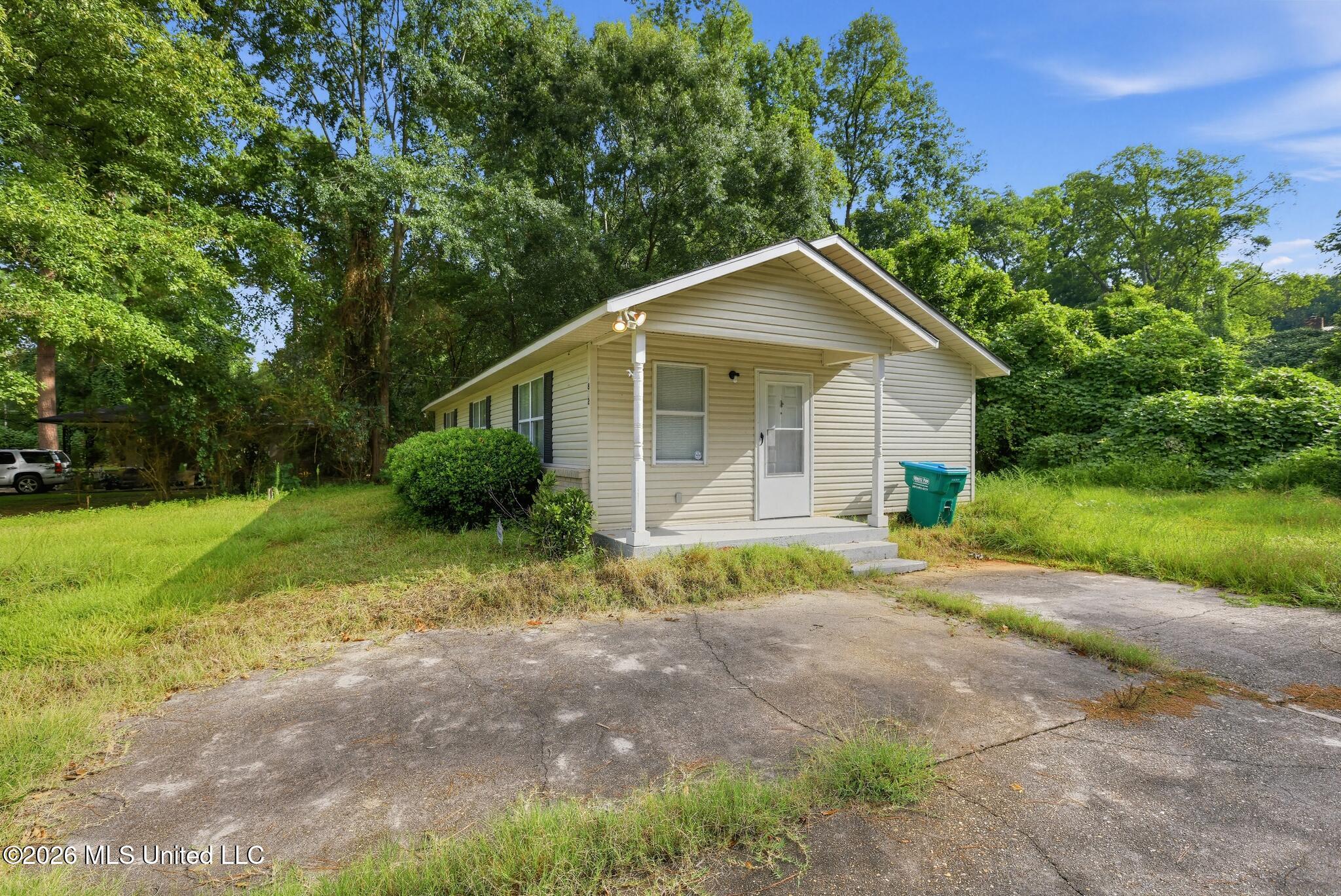 1802 39th Place Property Photo 1