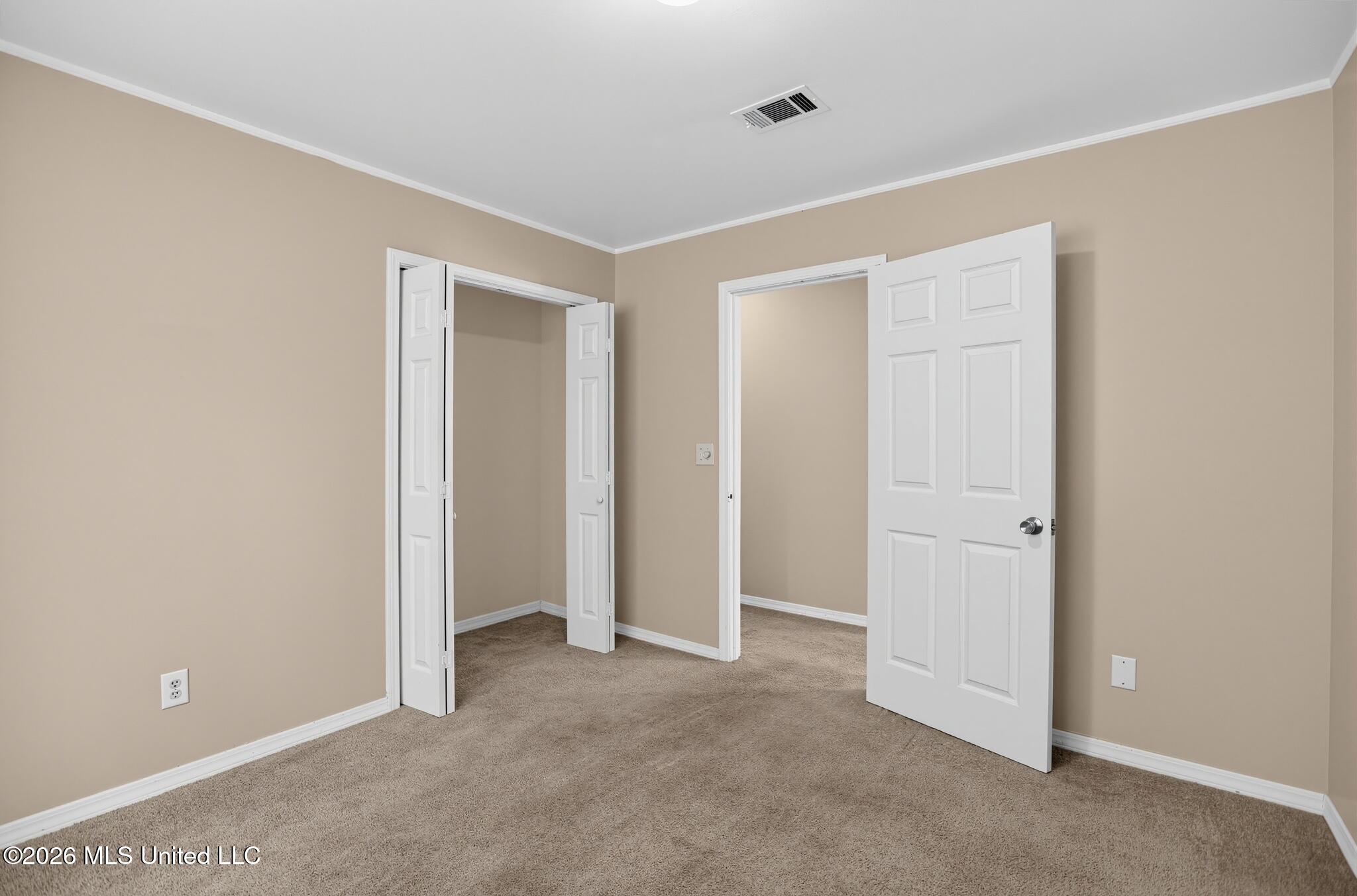 1802 39th Place Property Photo 10