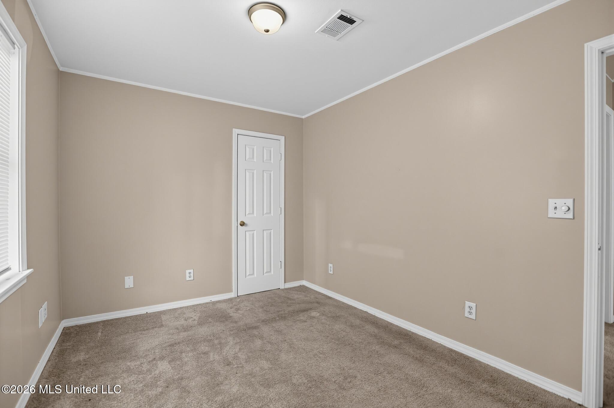 1802 39th Place Property Photo 13
