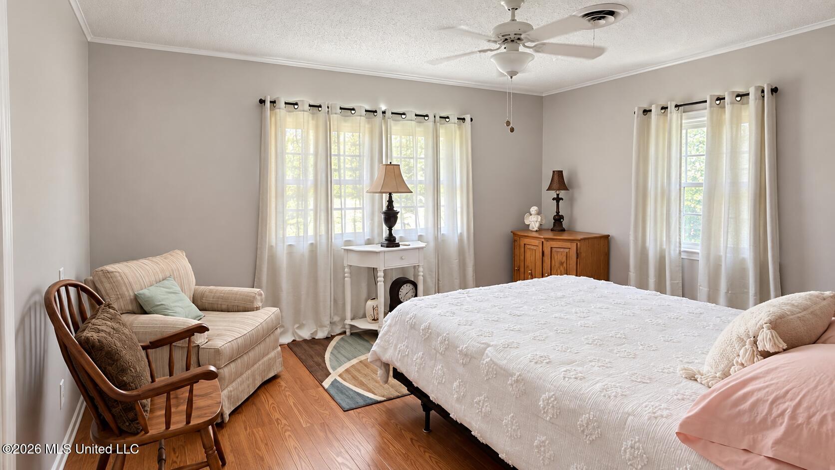 306 Oak Grove Drive Property Photo 12