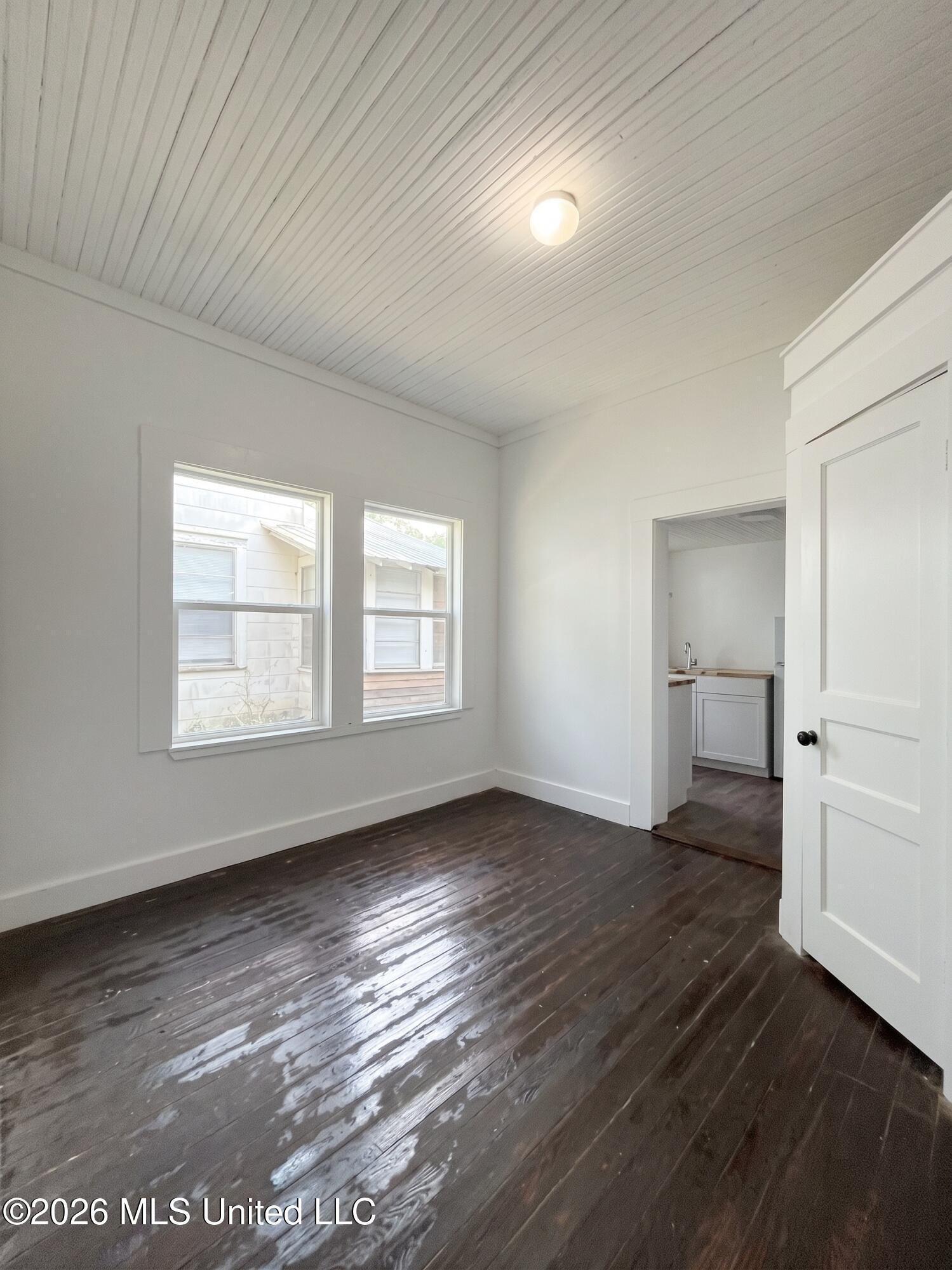 1505 Roosevelt Street Property Photo 2