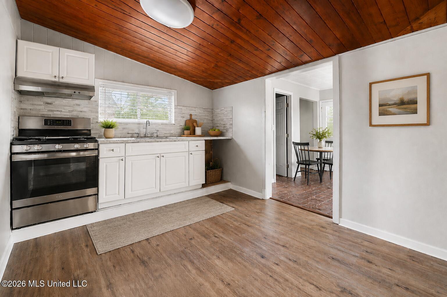 7530 Dogwood Lane Property Photo 10