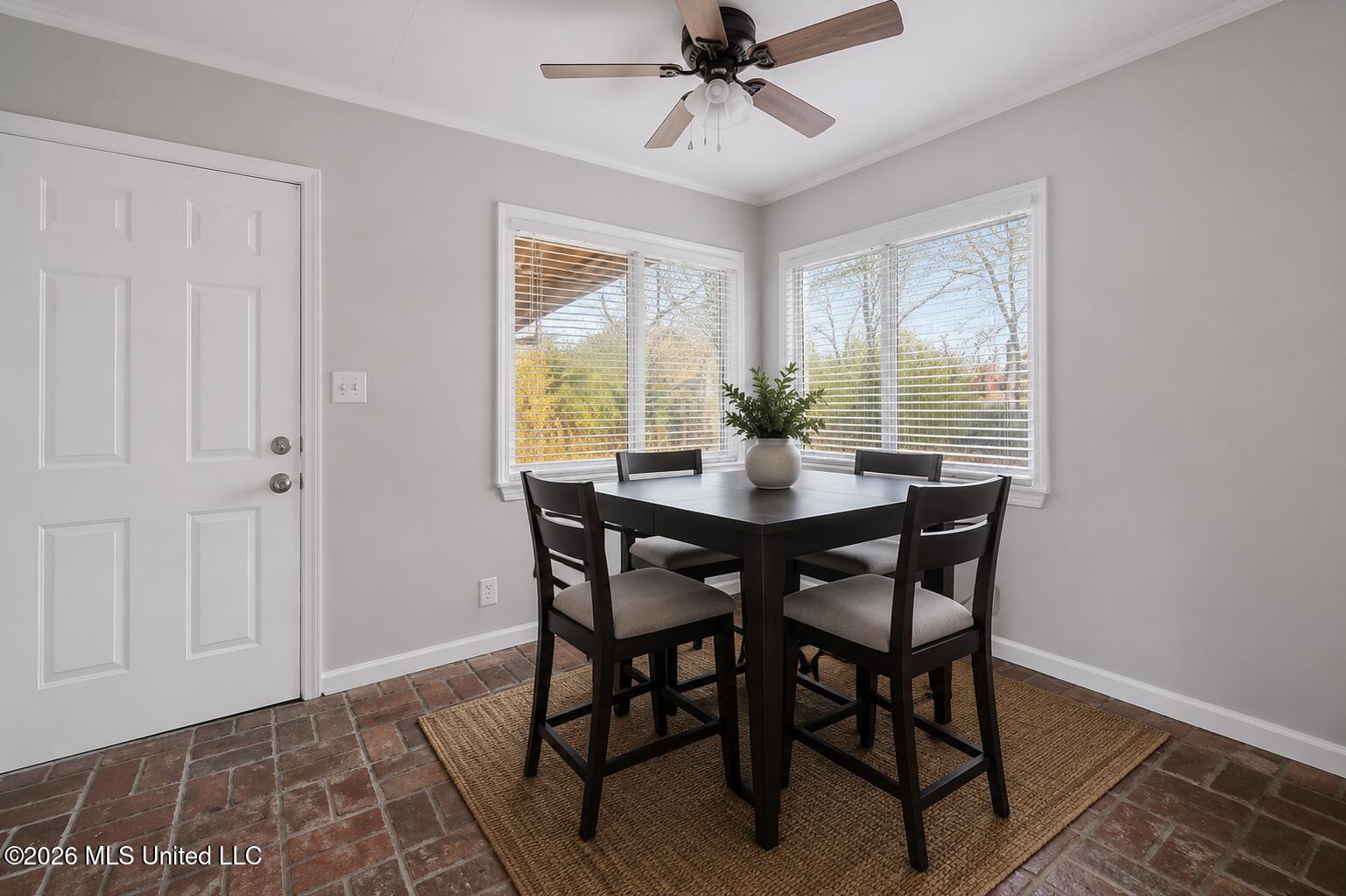 7530 Dogwood Lane Property Photo 12