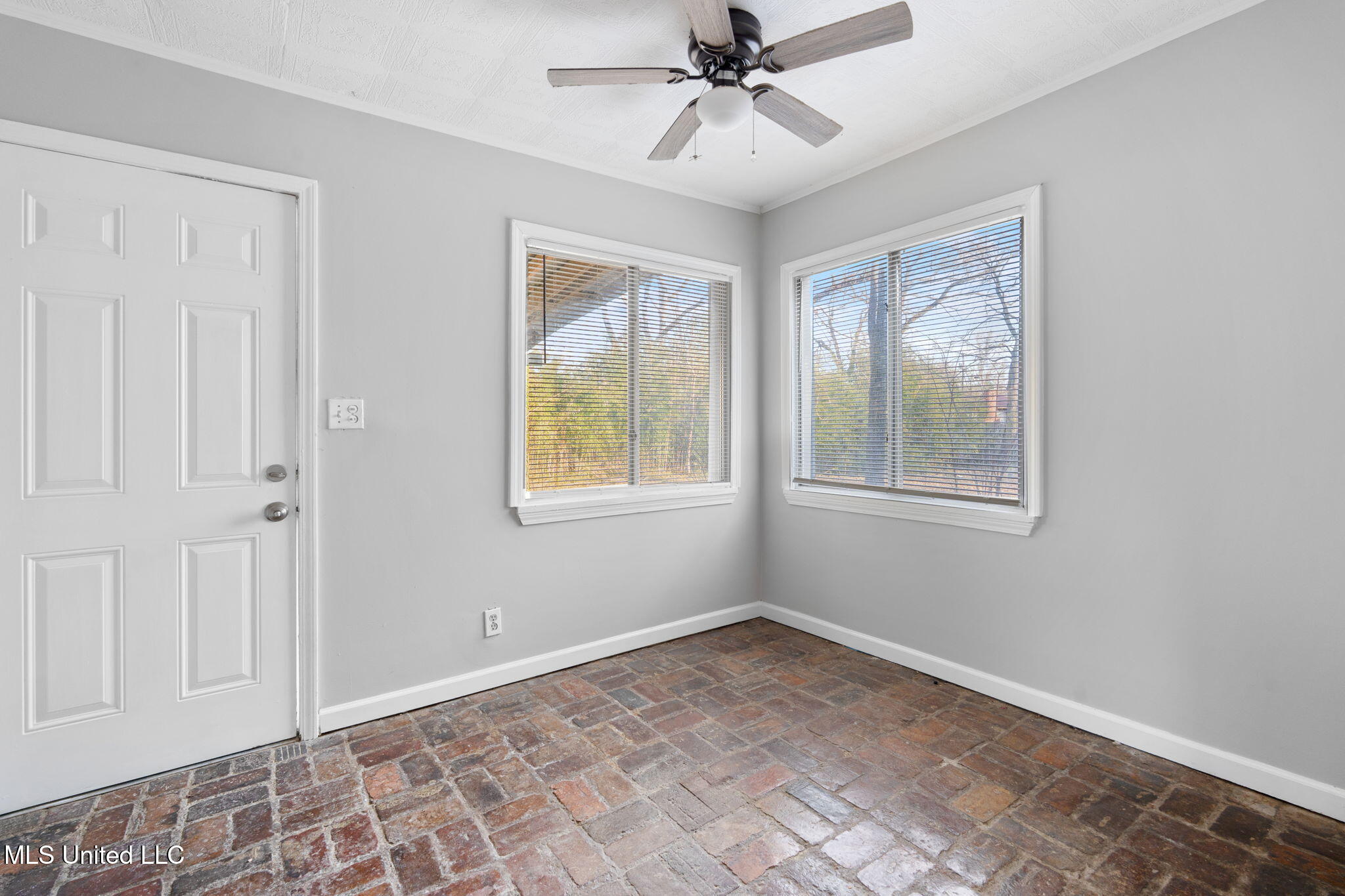 7530 Dogwood Lane Property Photo 13