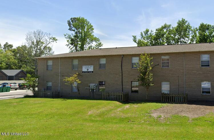 318 Porter Avenue Property Photo 1