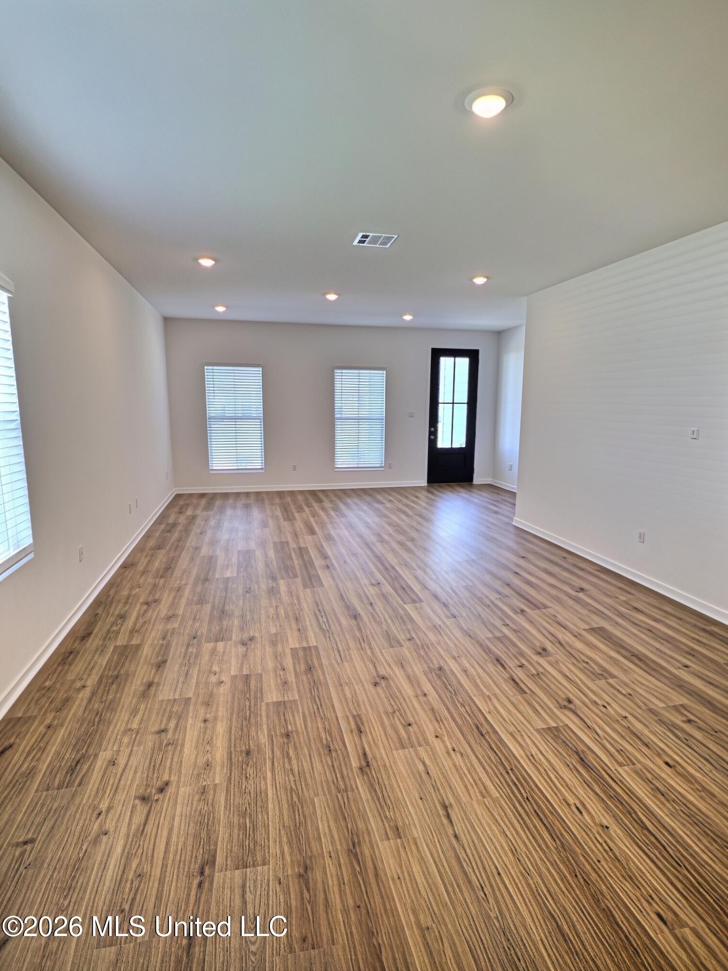 123 Everly Circle Property Photo 18