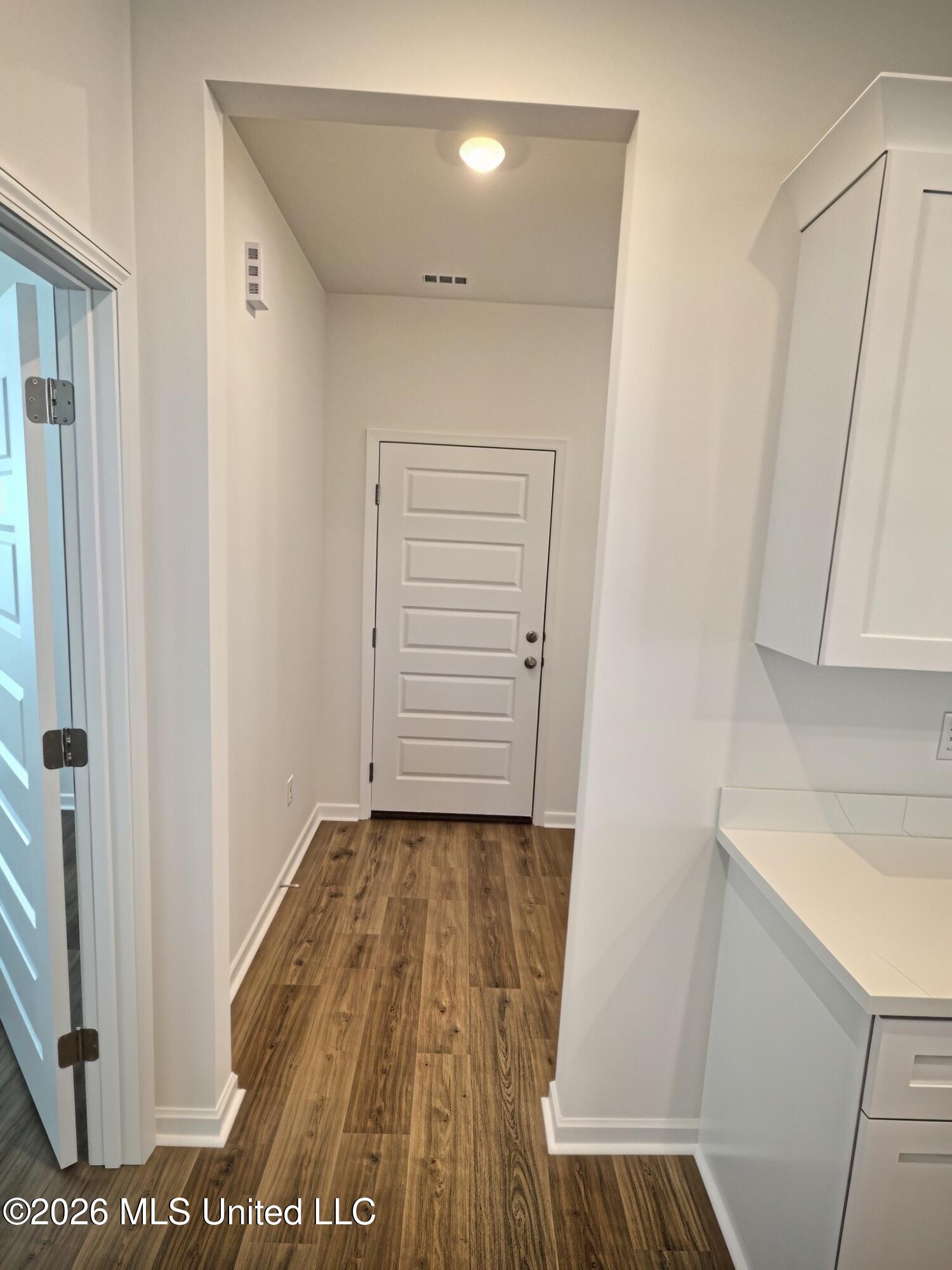 123 Everly Circle Property Photo 19