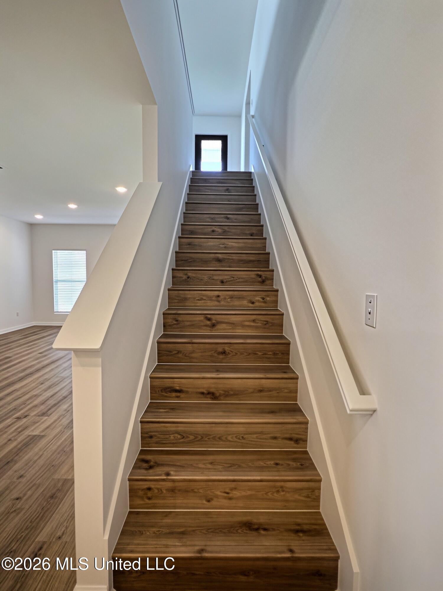 123 Everly Circle Property Photo 30