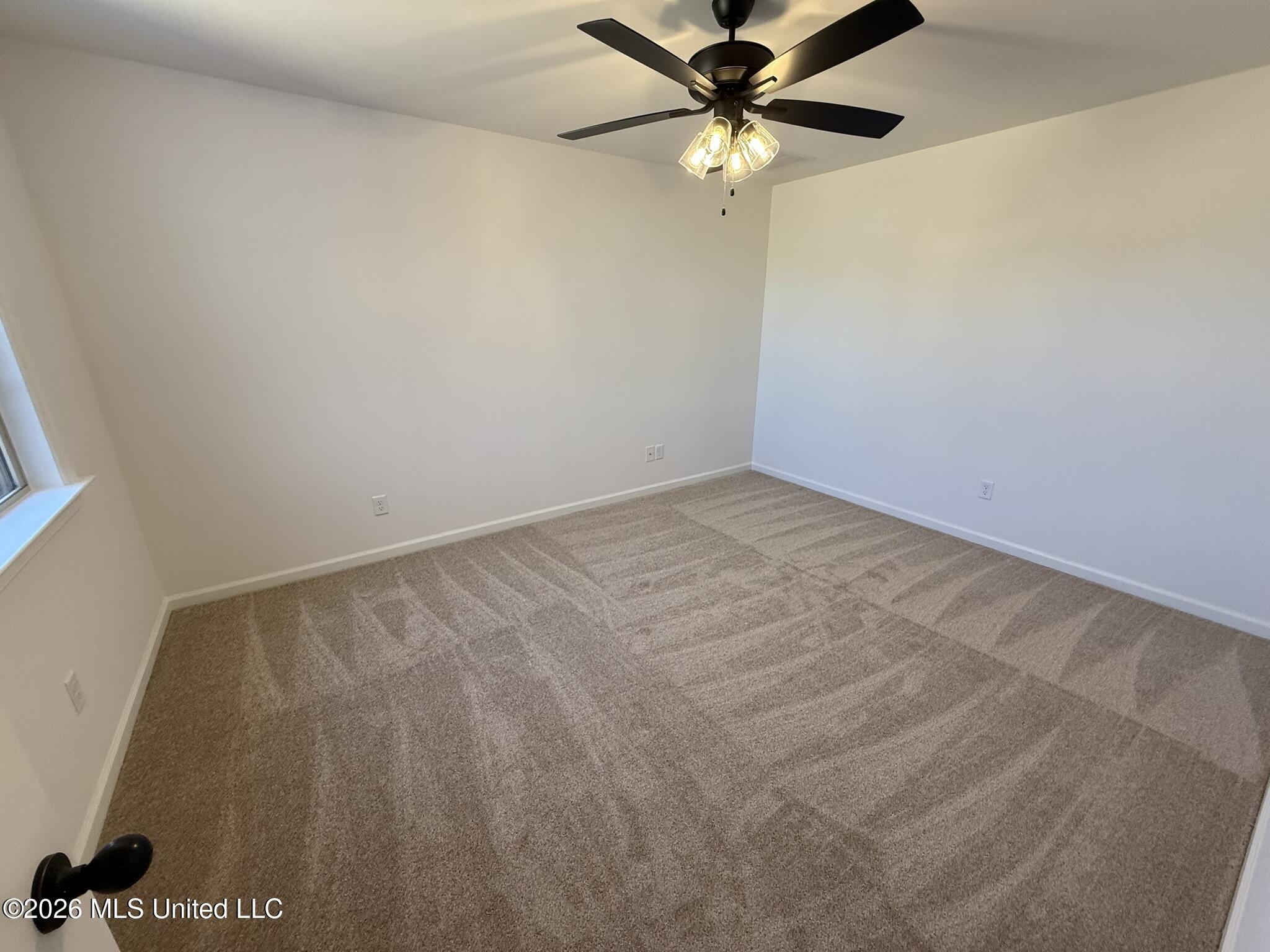 25 Honey Suckle Cove Property Photo 33