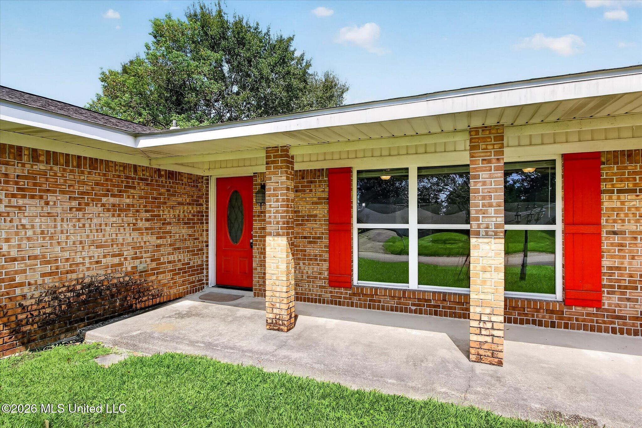 15396 Mimosa Drive Property Photo 10