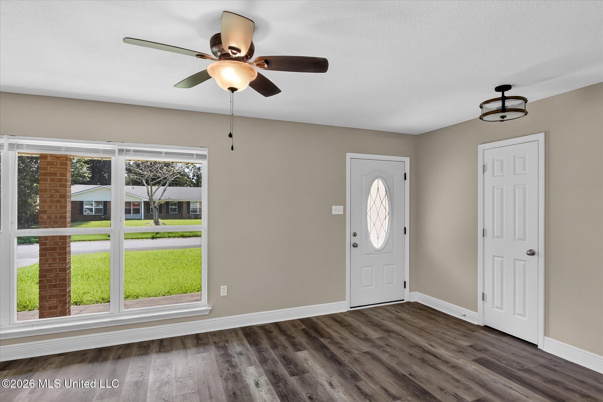 15396 Mimosa Drive Property Photo 11