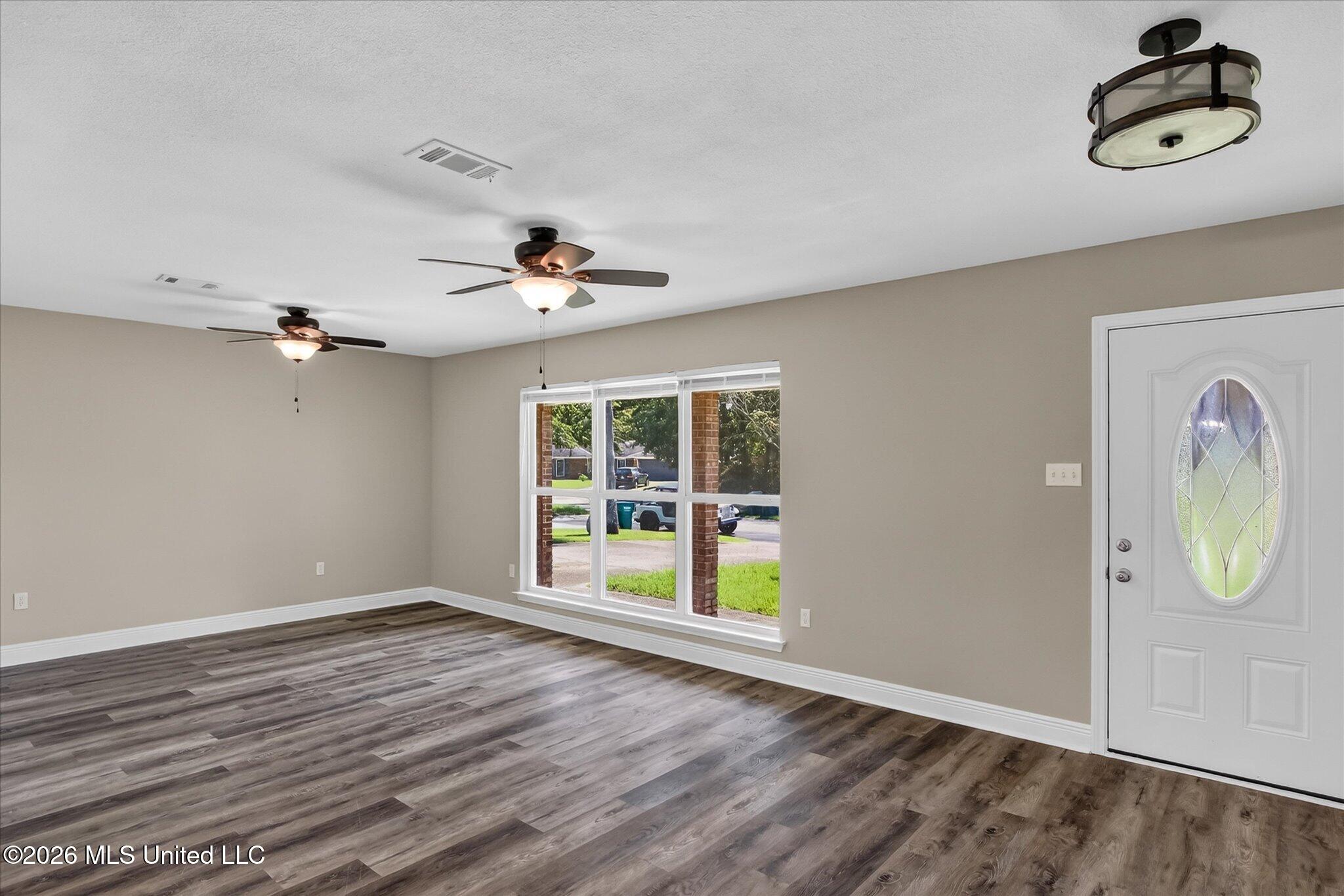 15396 Mimosa Drive Property Photo 12