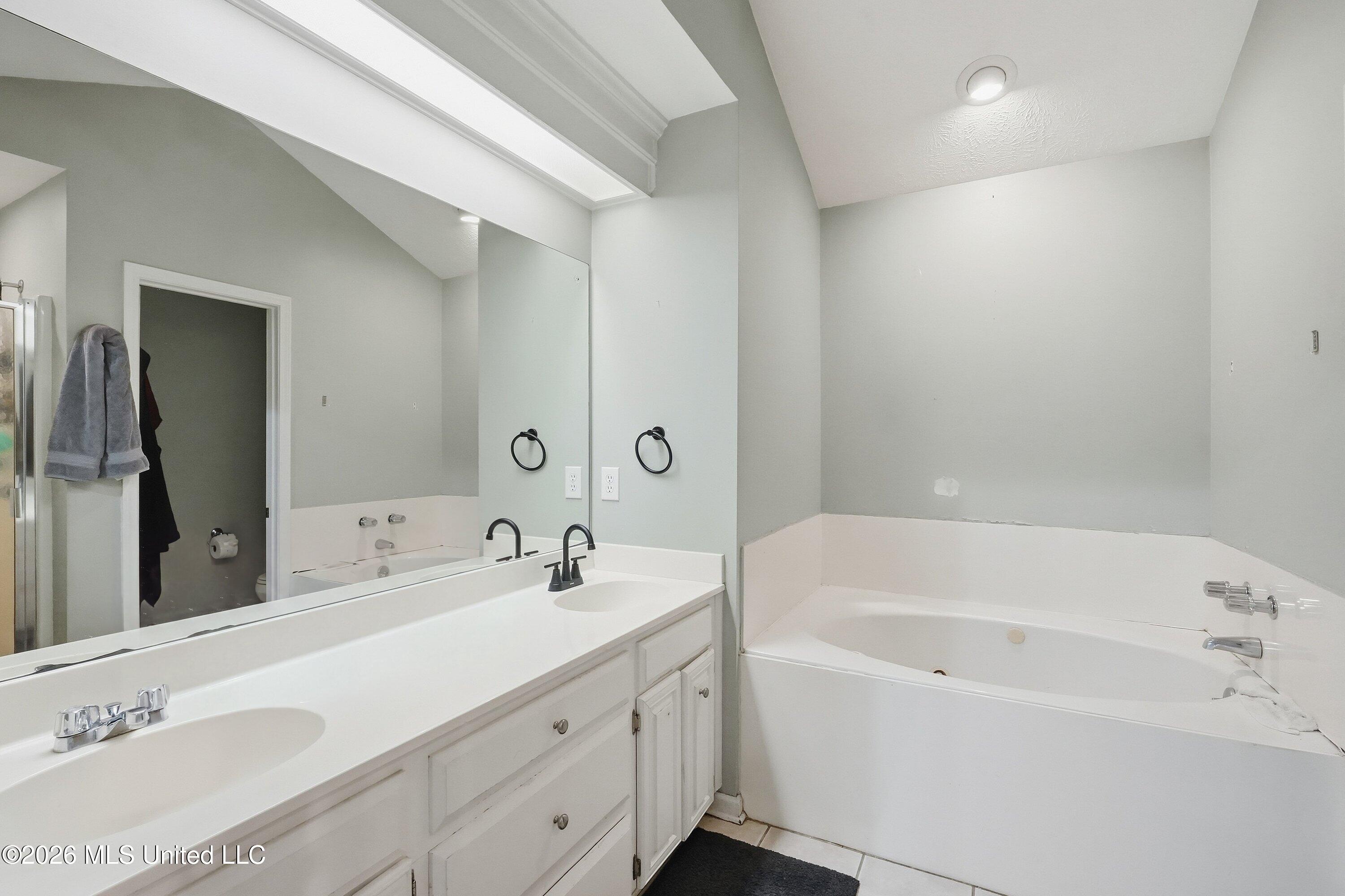 108 W Bradford Place Property Photo 19