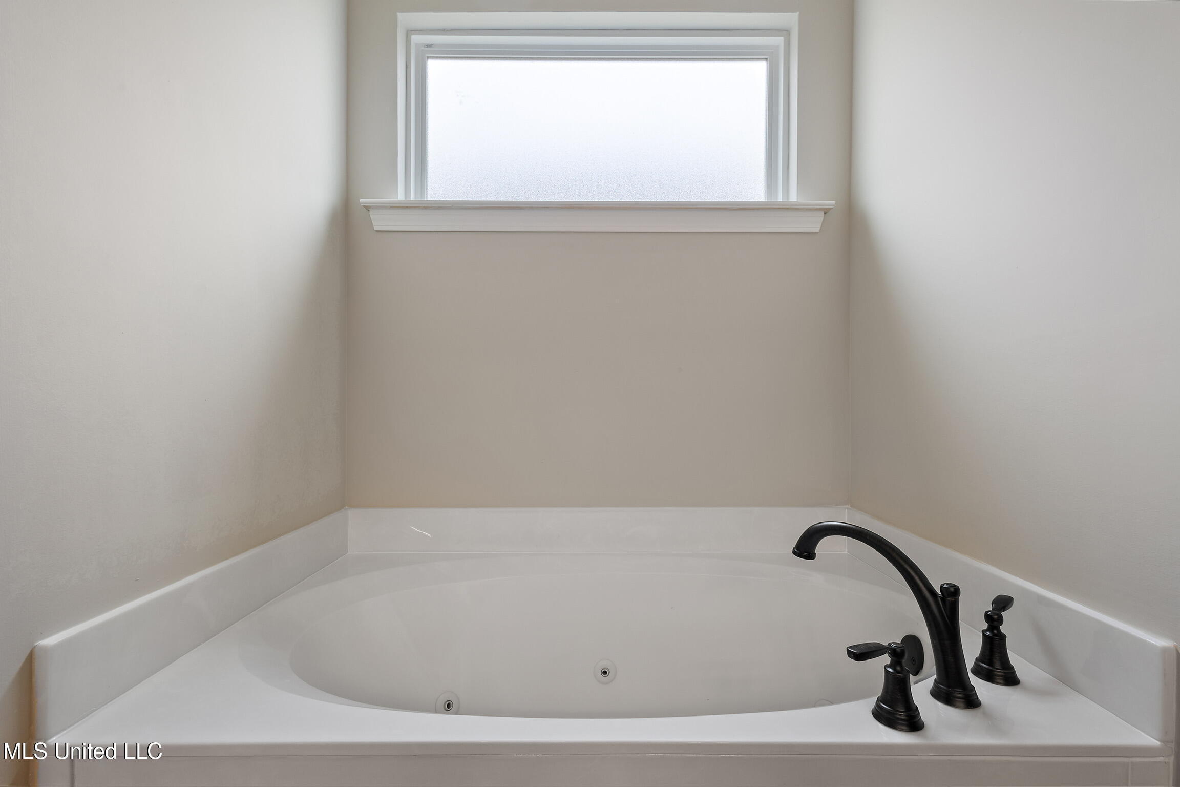 6448 Chloe Way Property Photo 16