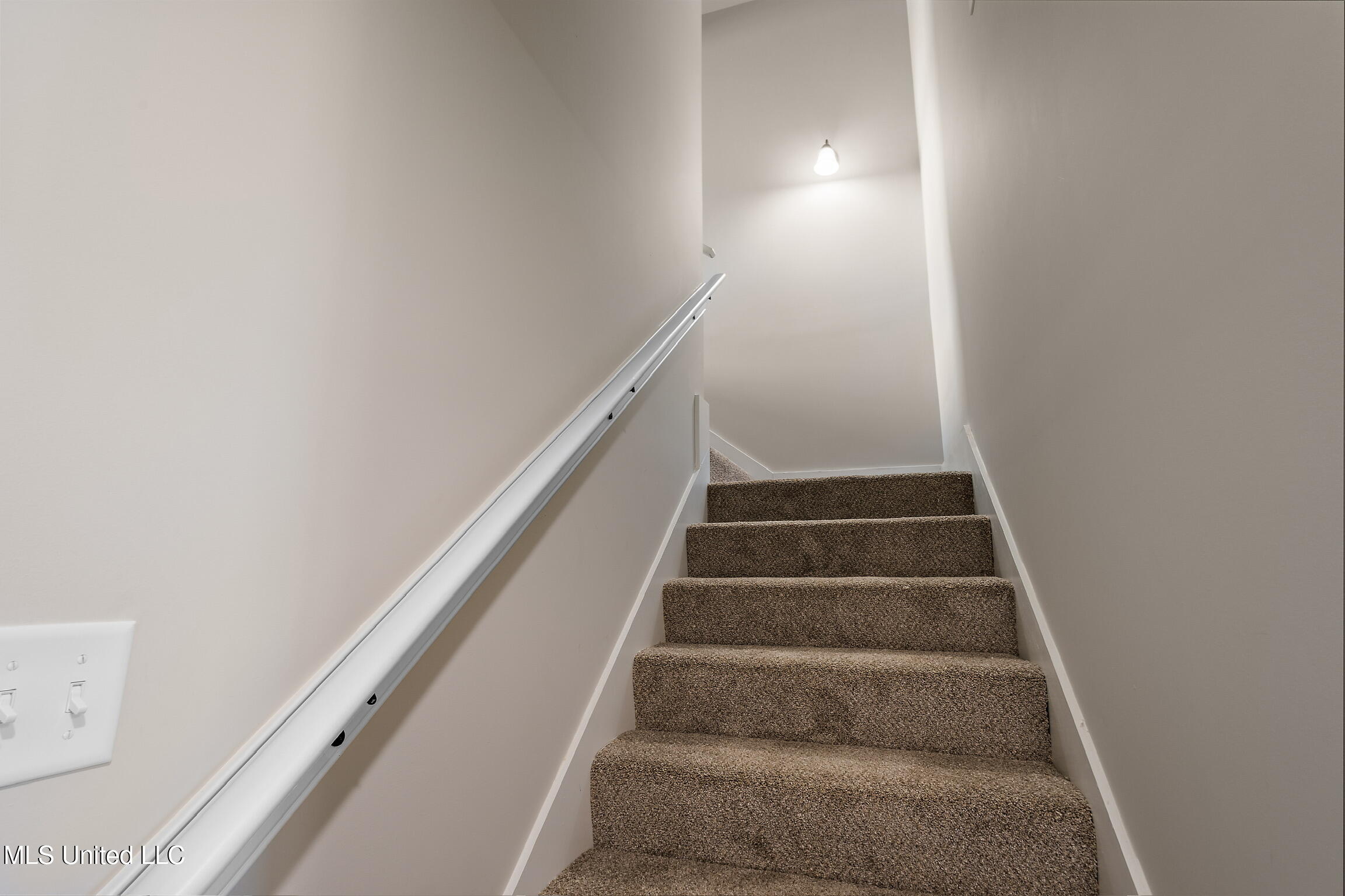 6448 Chloe Way Property Photo 20
