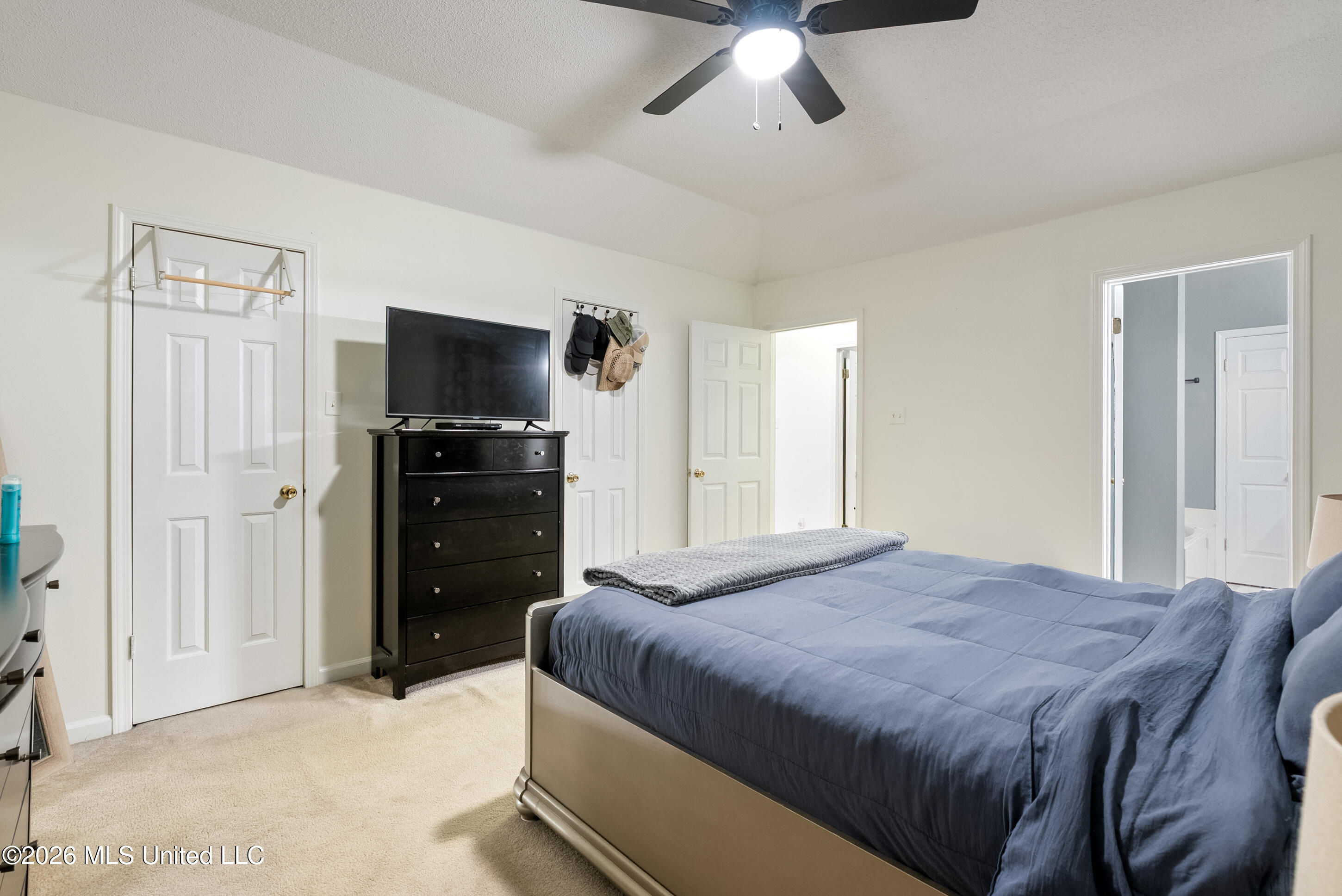 7823 S Chesterfield Drive Property Photo 14