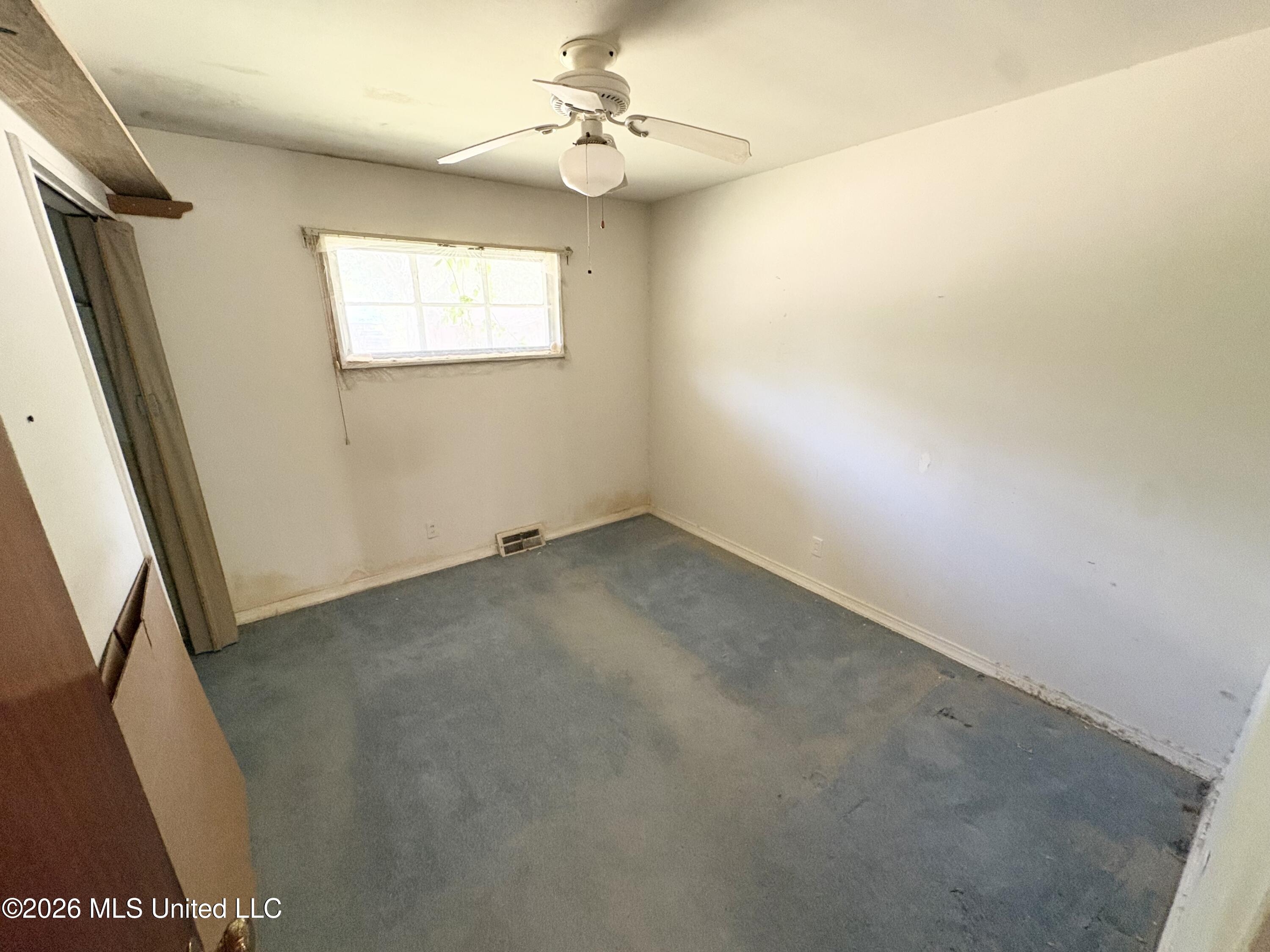 23 Longview Drive Property Photo 9