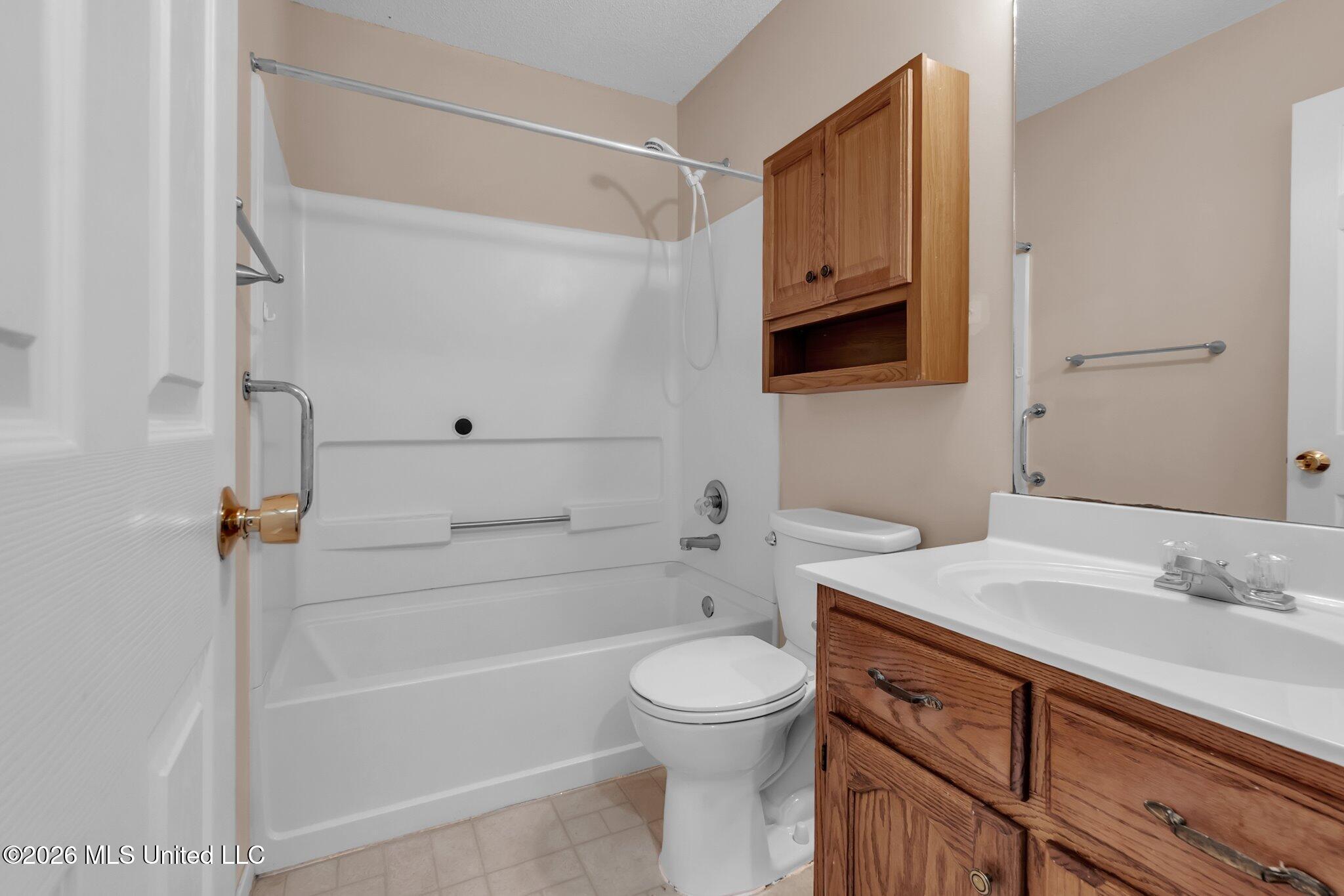 6500 Bentley Cove Property Photo 15