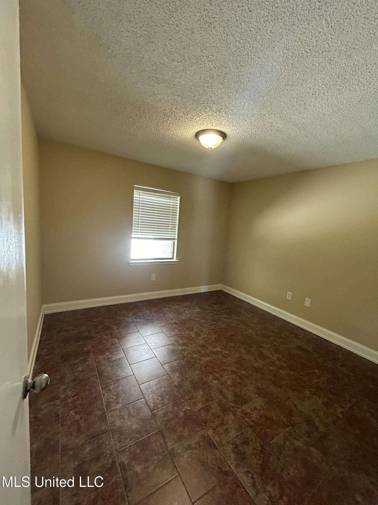 3403 54th Avenue Property Photo 2