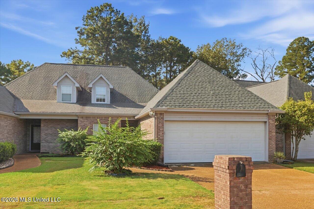 536 Bay Pointe Drive Property Photo 1
