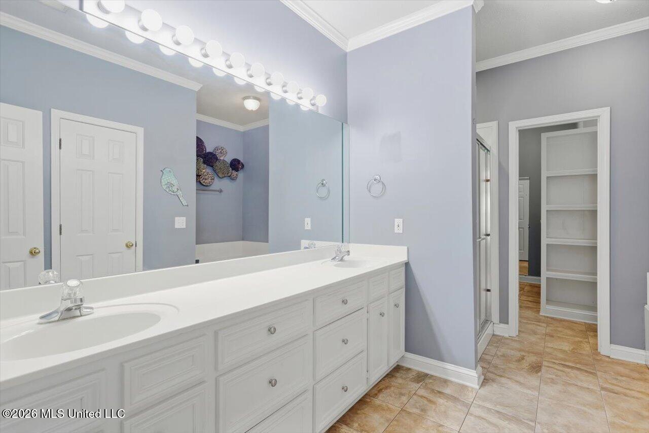 536 Bay Pointe Drive Property Photo 22