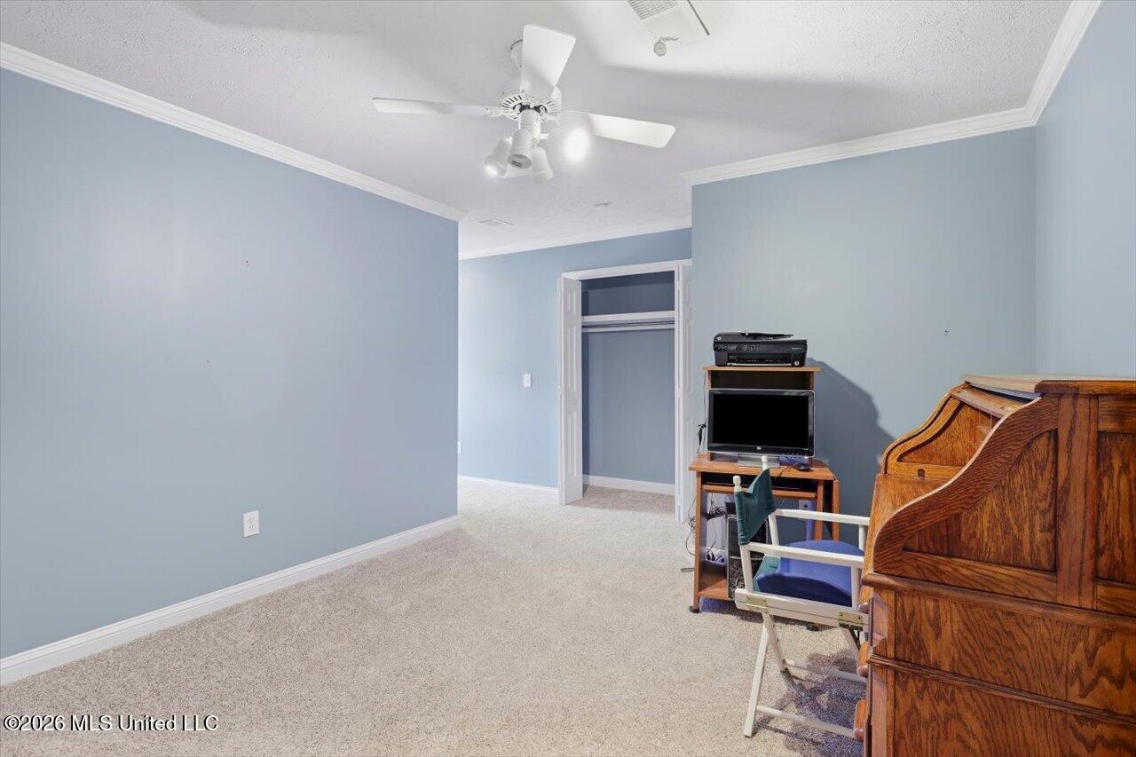 536 Bay Pointe Drive Property Photo 26