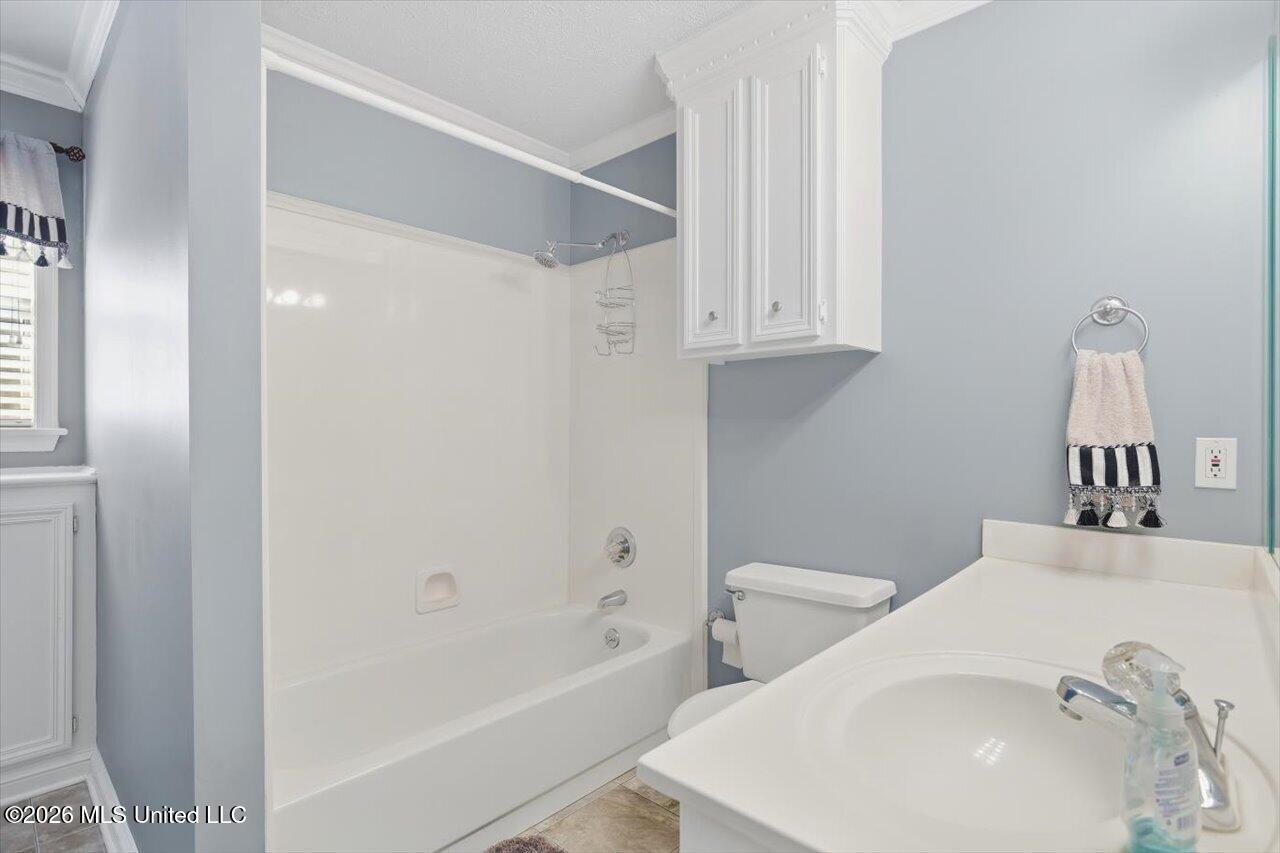 536 Bay Pointe Drive Property Photo 28