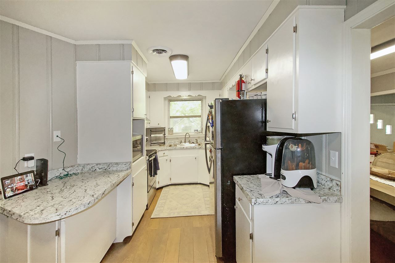 301 N Church Street Property Photo 12