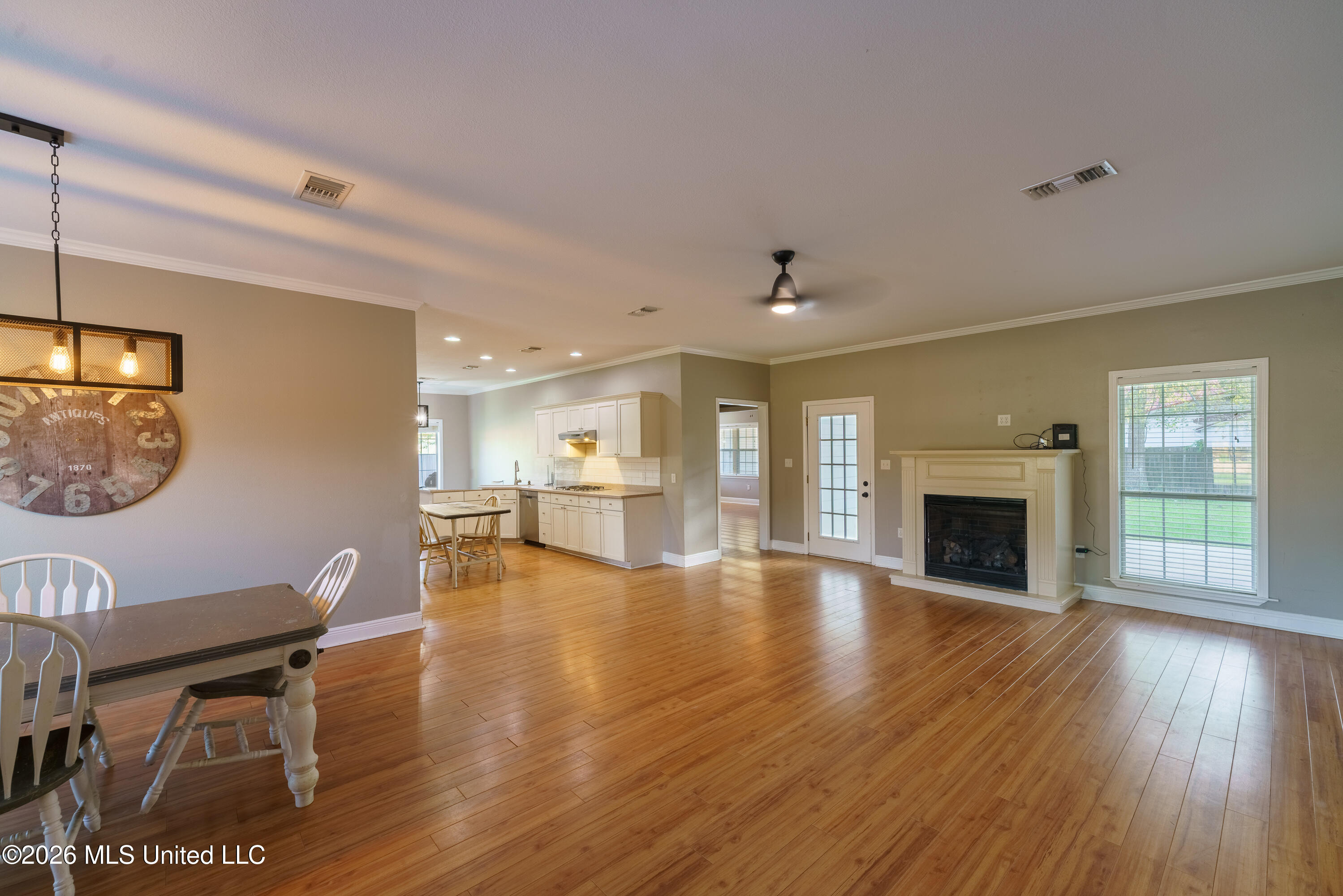 600 Highland Drive Property Photo 14