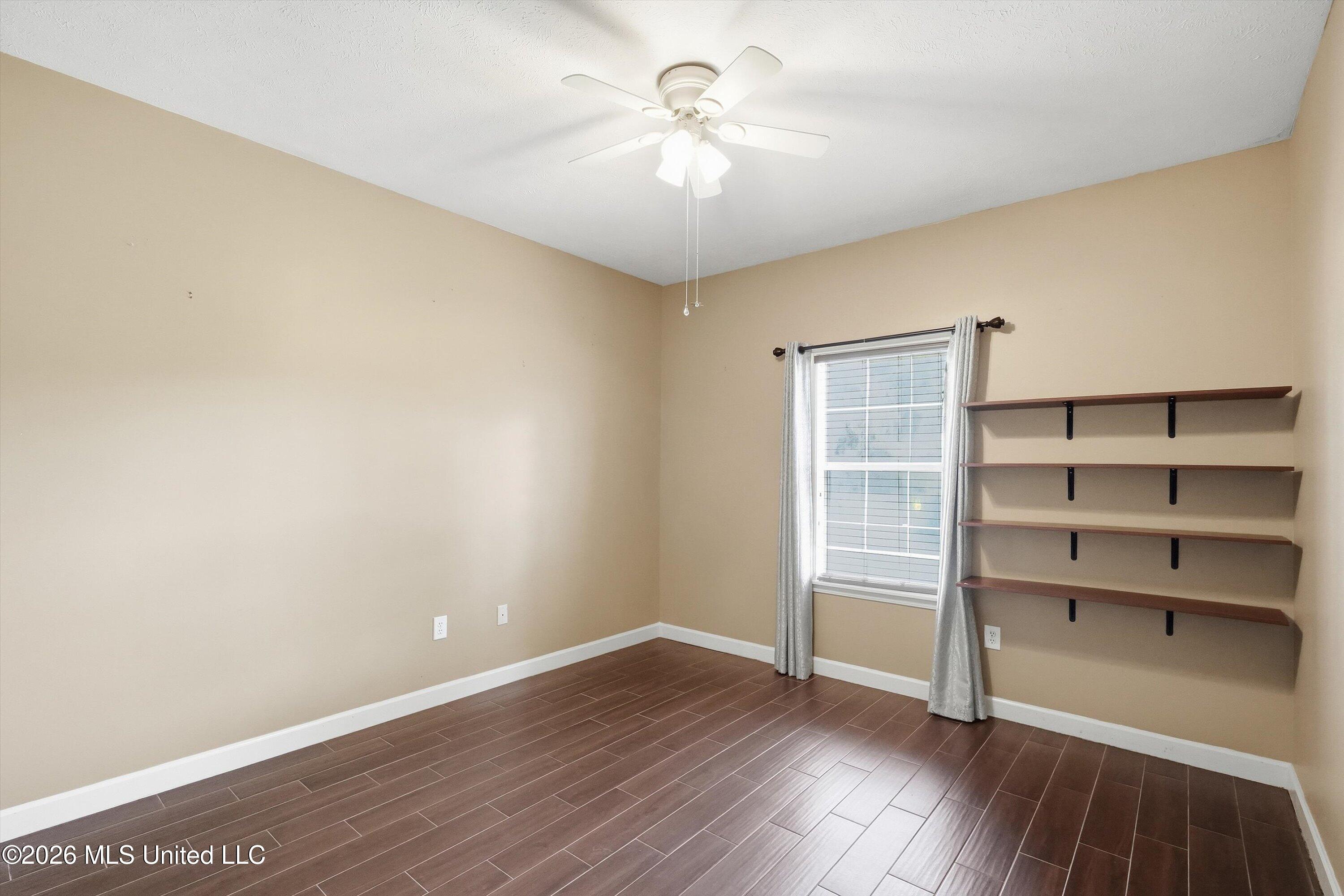 212 Deerfield Club Drive Property Photo 17