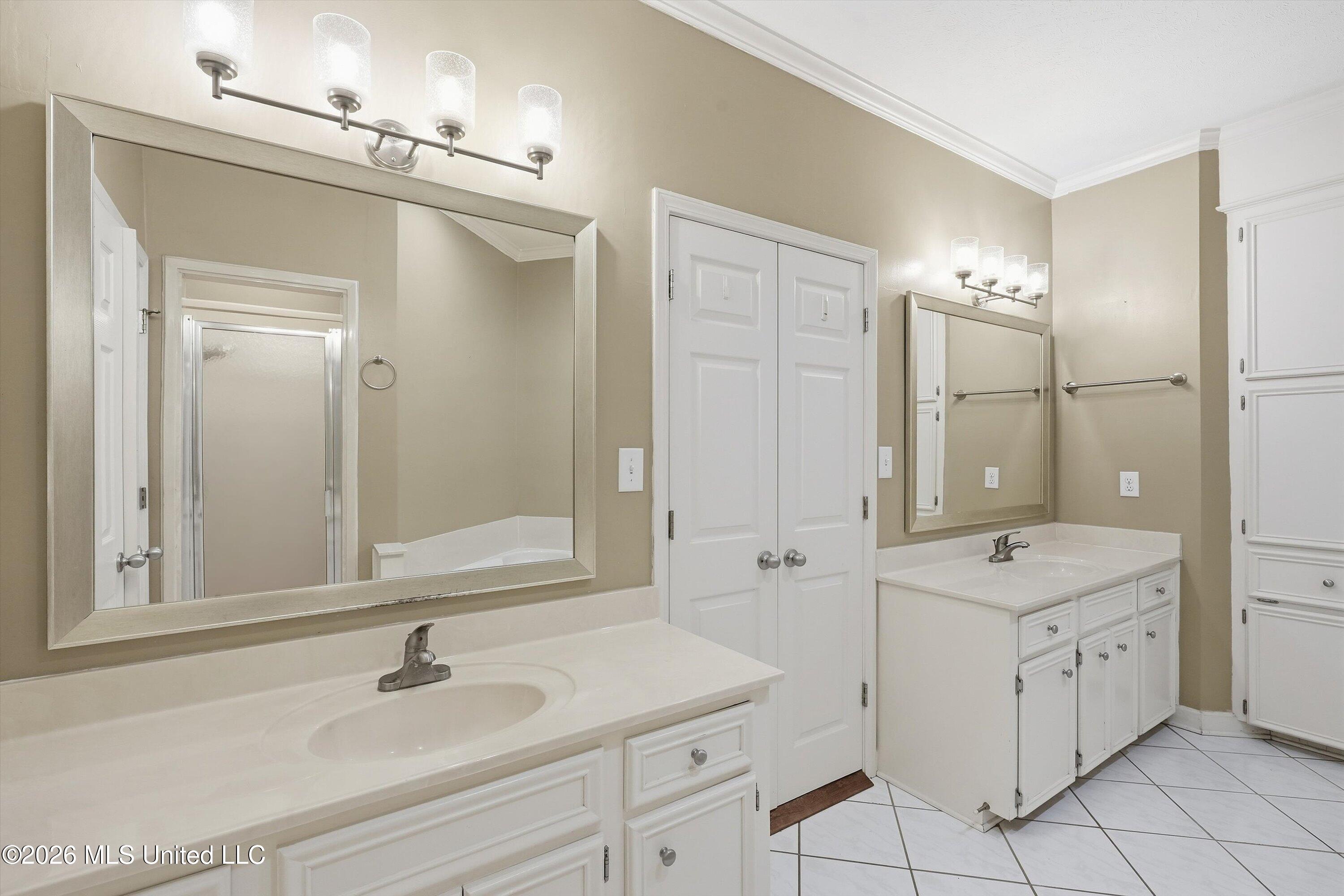 212 Deerfield Club Drive Property Photo 21