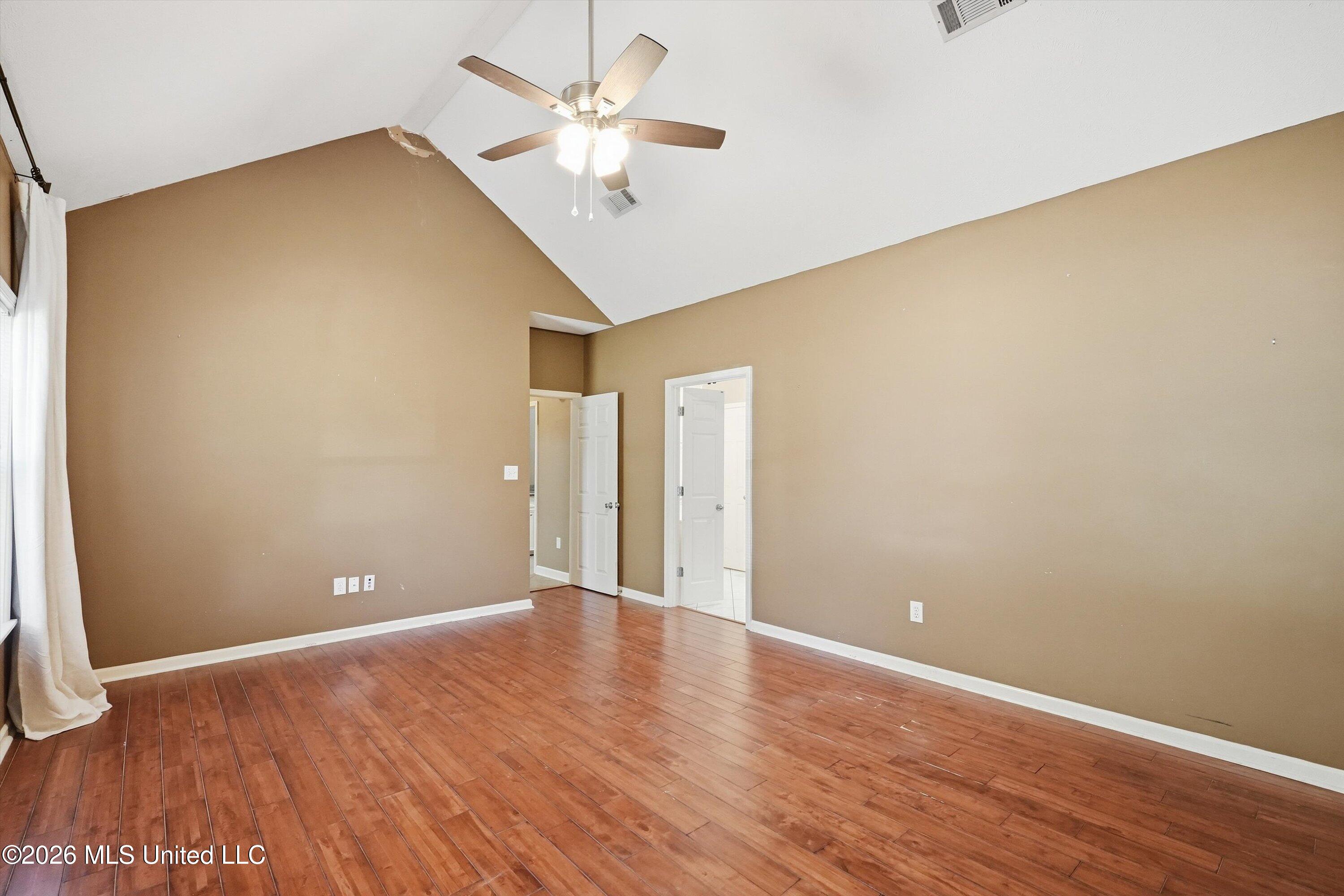 212 Deerfield Club Drive Property Photo 23