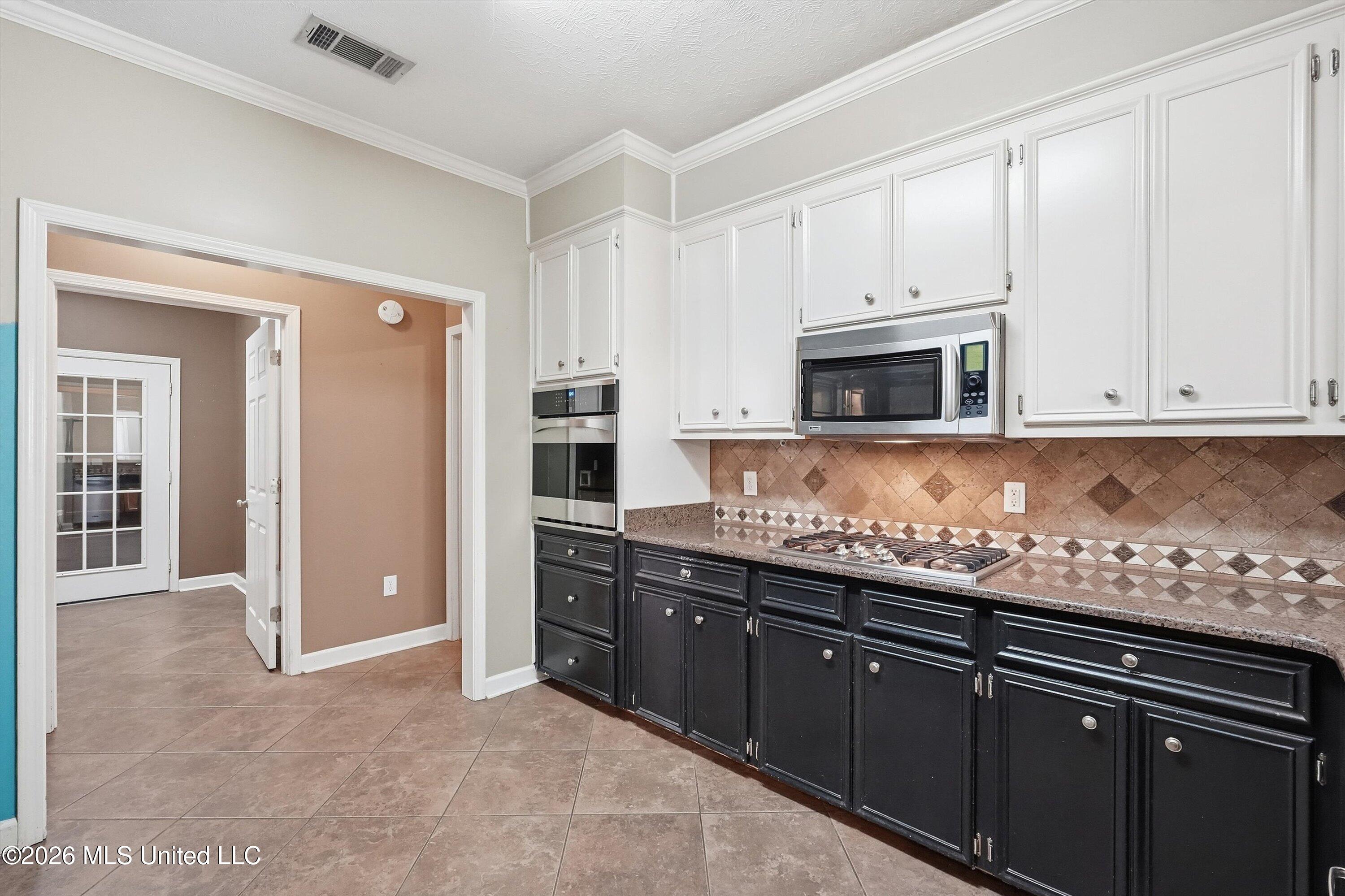 212 Deerfield Club Drive Property Photo 30